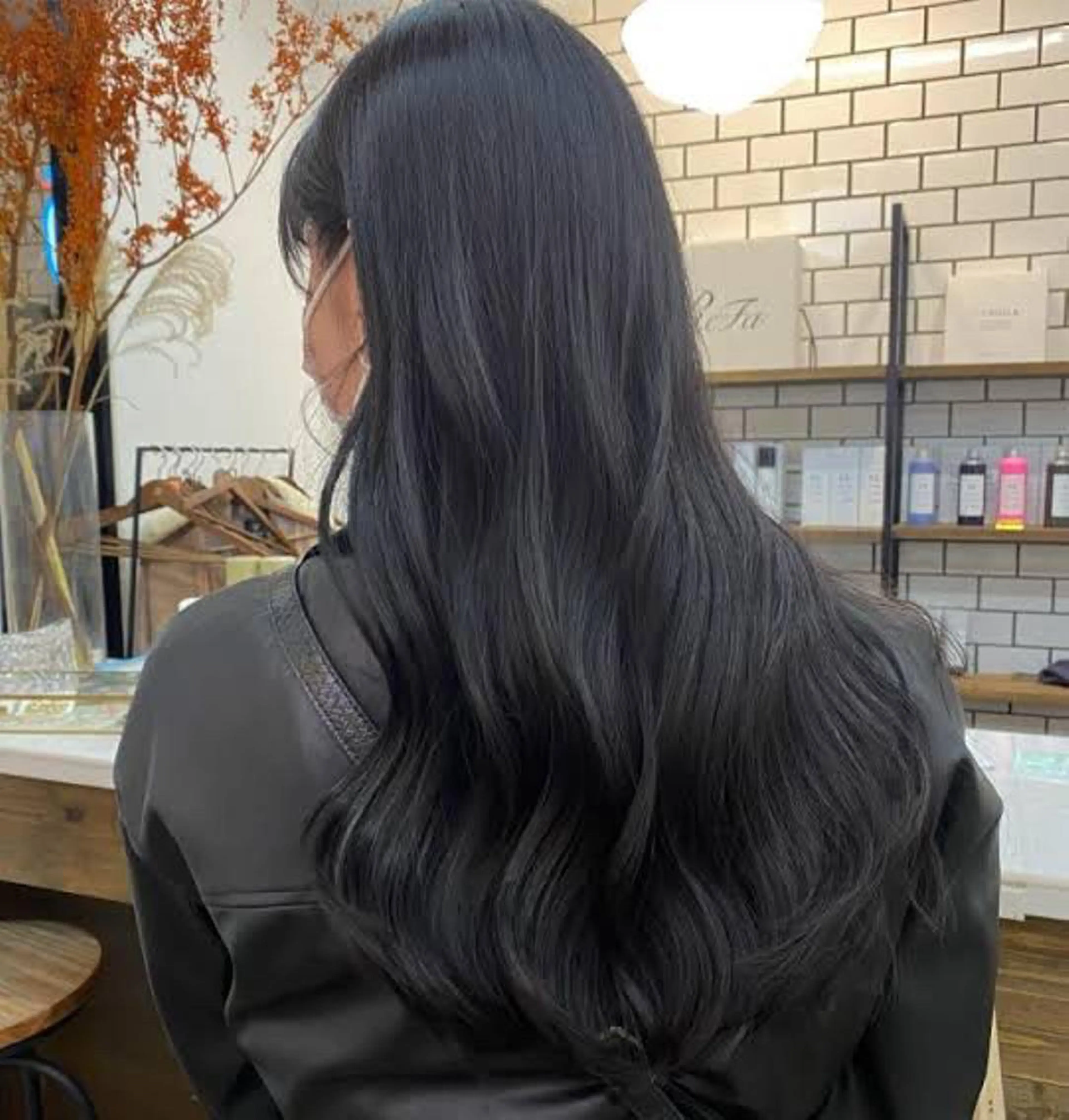 ロング カラー 透け感カラー asukaのヘアスタイル
