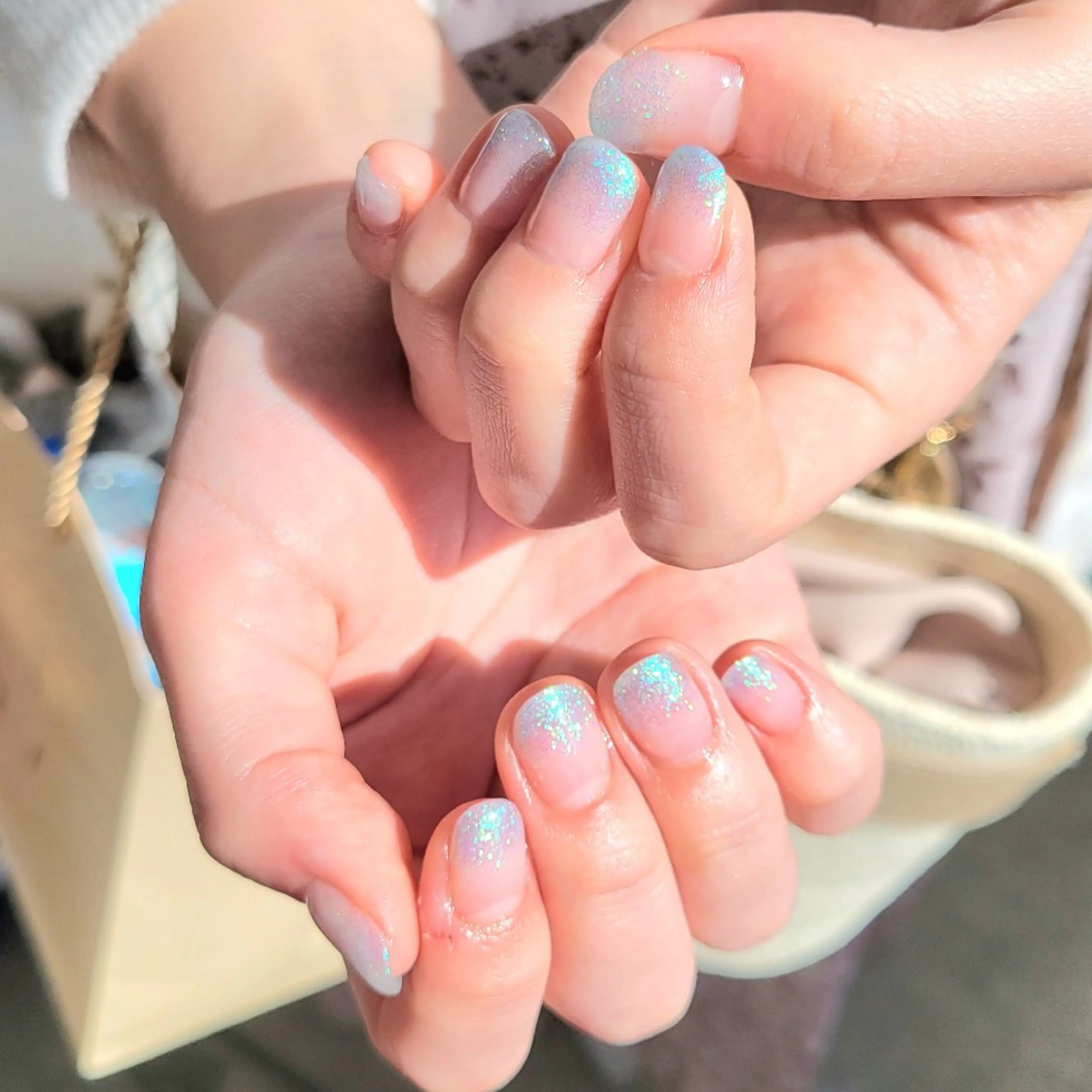 ネイル キラキラネイル ハンドネイル Natsumi 🦊  Nailのネイルデザイン