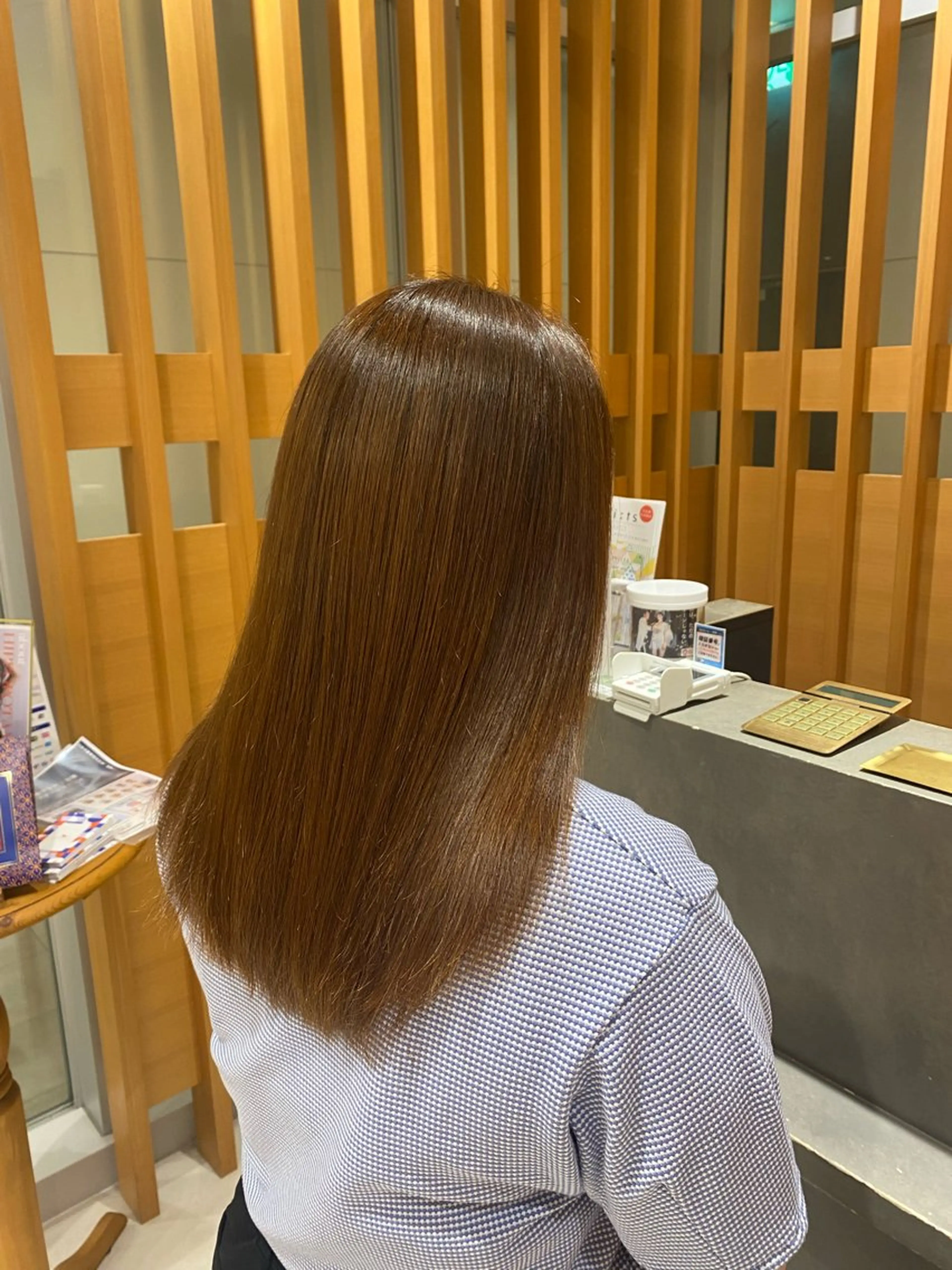 ミディアム カラー apish 国分寺 / 鈴木 花穏のヘアスタイル