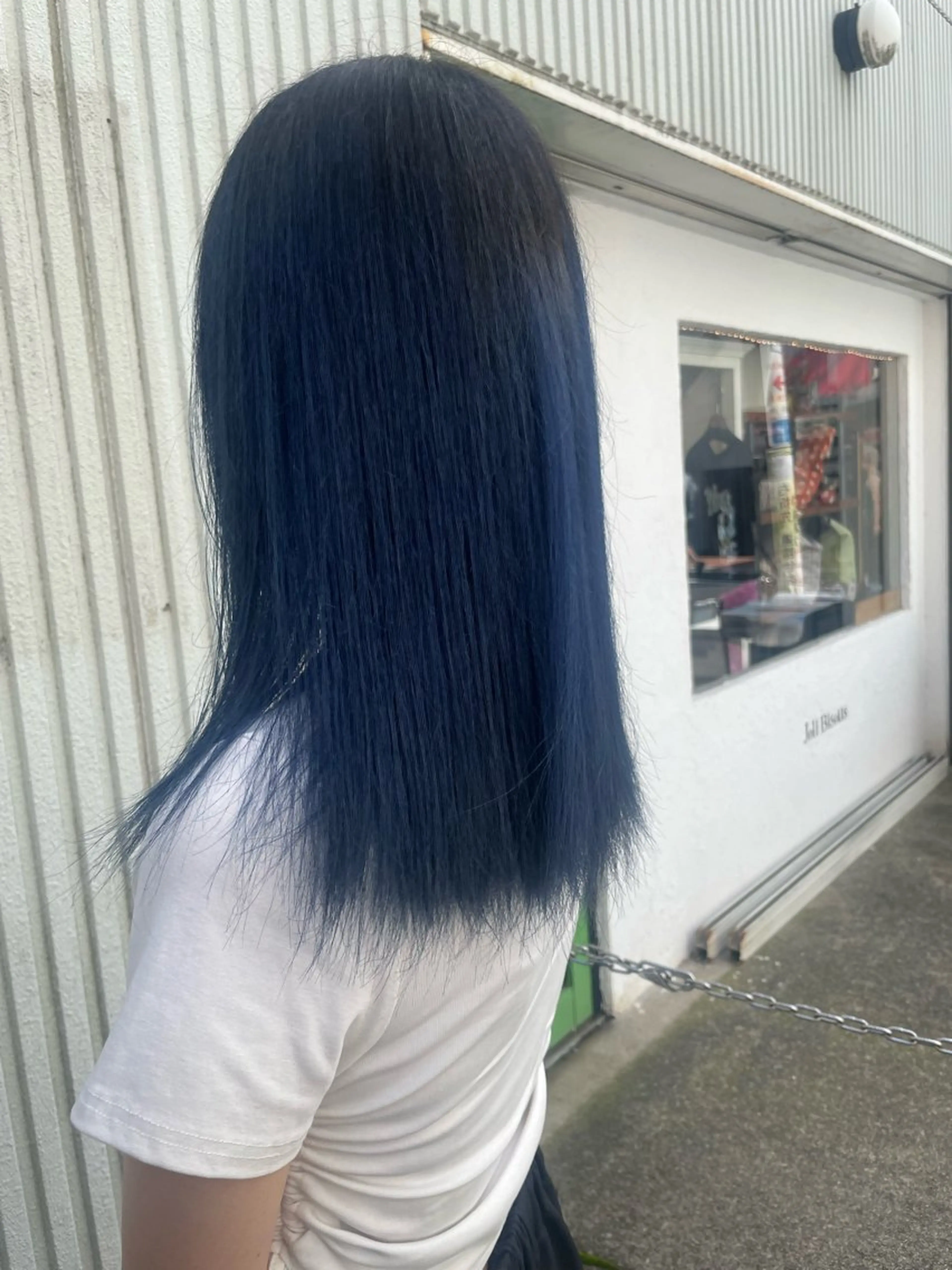 ロング ヘアカラー YUI /ハイトーンカラーのヘアスタイル
