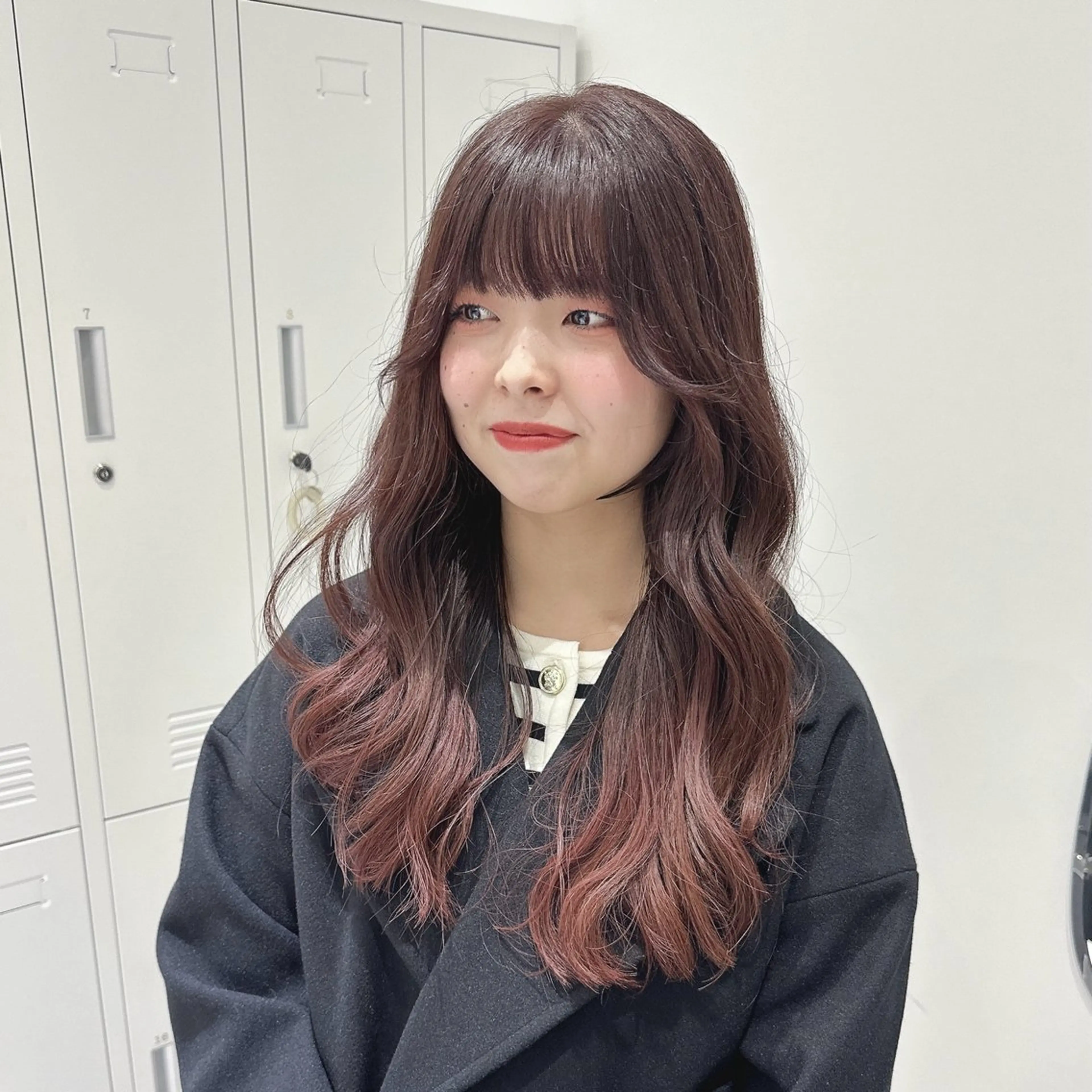 ロング カラー ブラウンカラー ピンクカラー ピンクブラウン 顔周りカット 赤み消し/オリーブ カーキ/福田れんのヘアスタイル