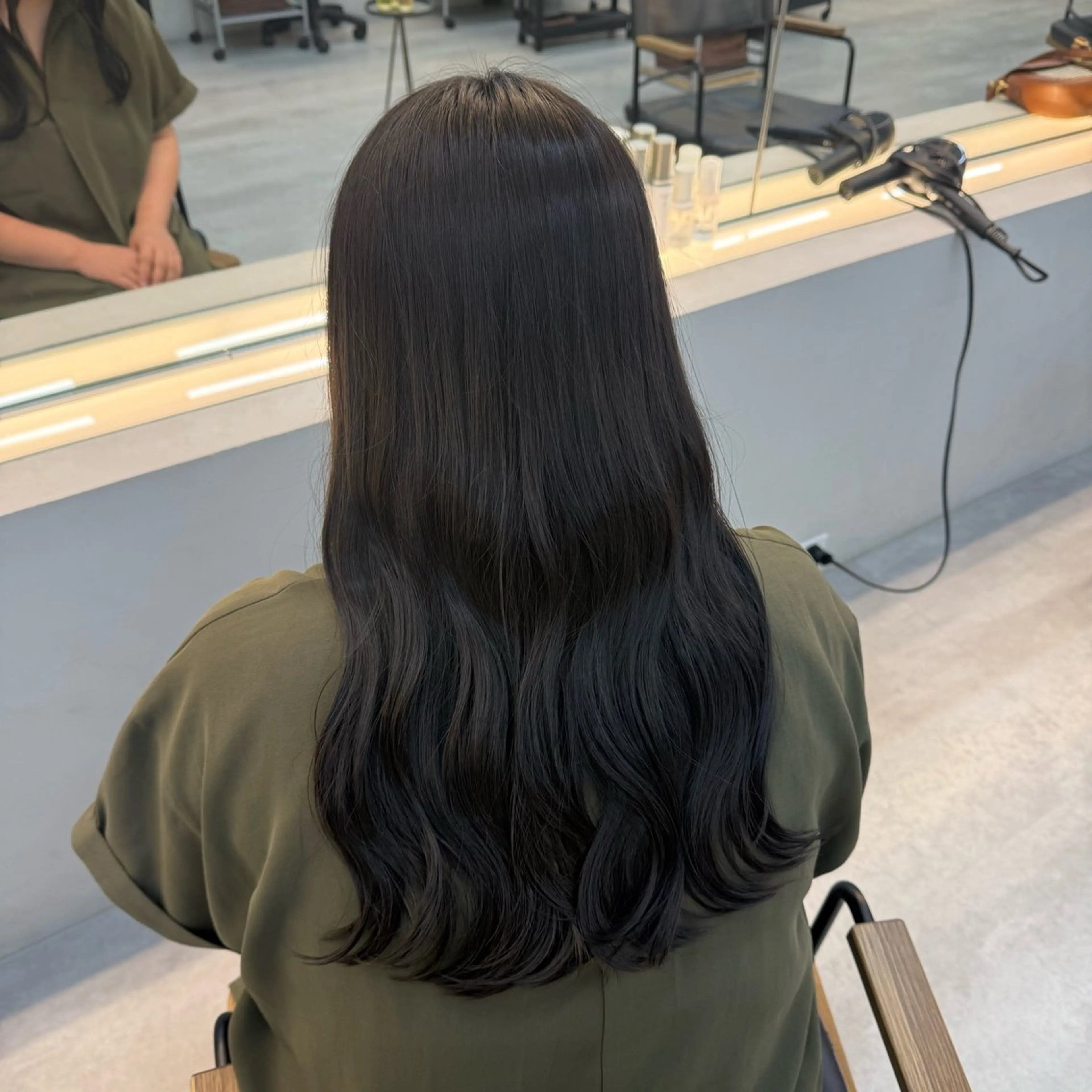 ロング ヘアカラー wuvhair所属・wuvhair/ あかりのヘアスタイル