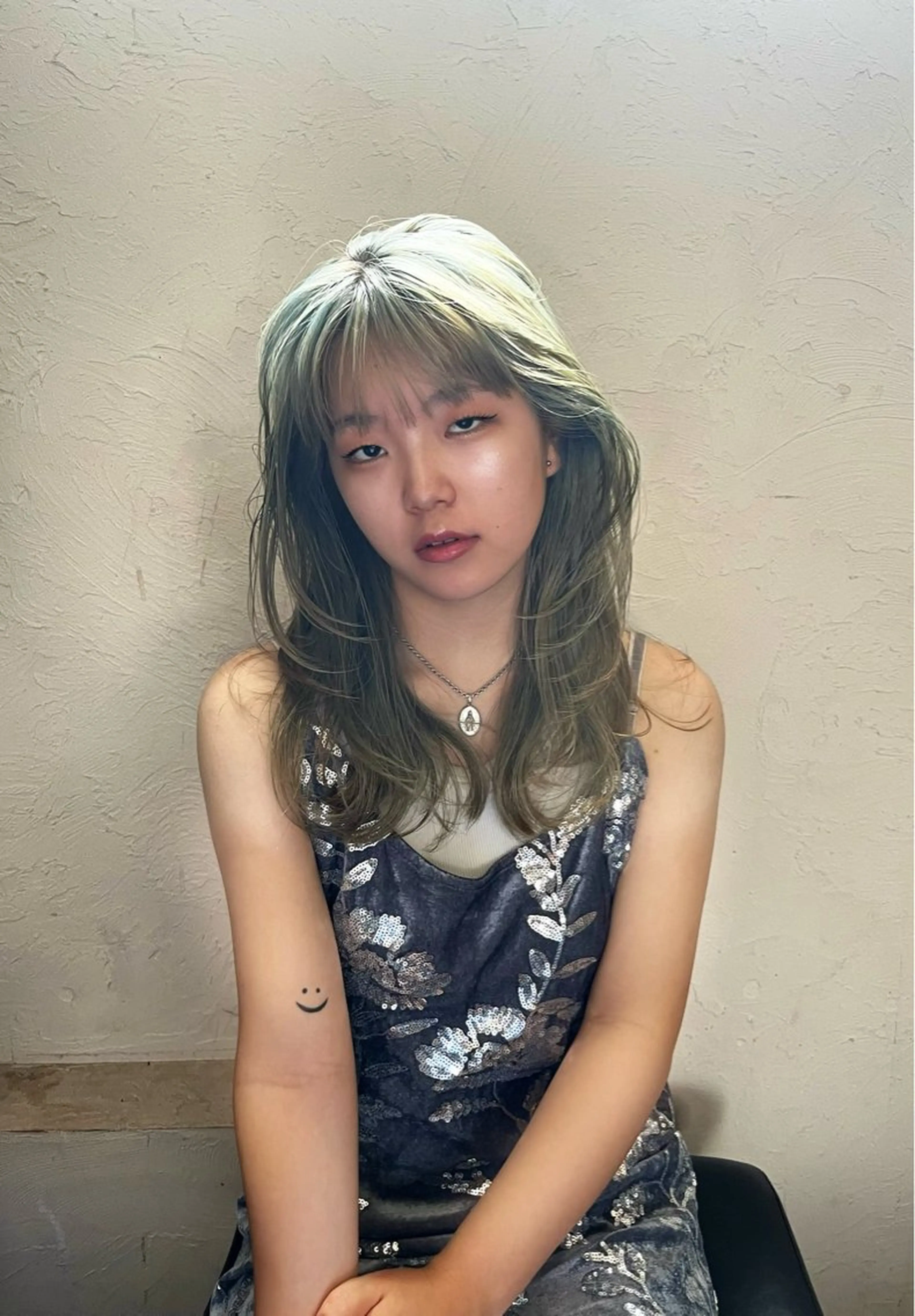 ミディアム カラー ミント ミントグリーン レイヤーカット カット ヘアカラー トリートメント フェイスレイヤー/ カラー/konoのヘアスタイル
