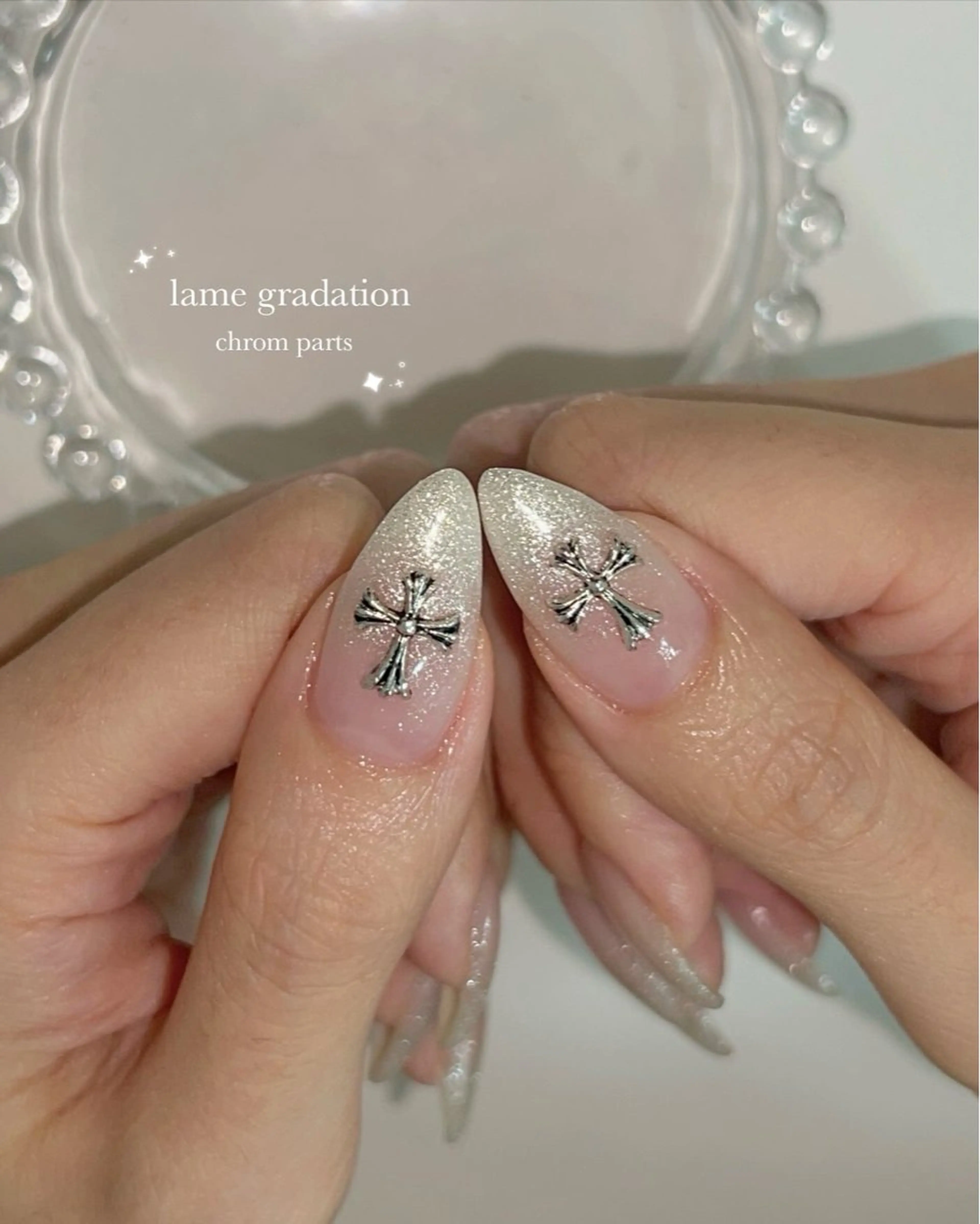 ◽️クリアベース　グラデーションorフレンチ◽️＜オフあり＞の写真