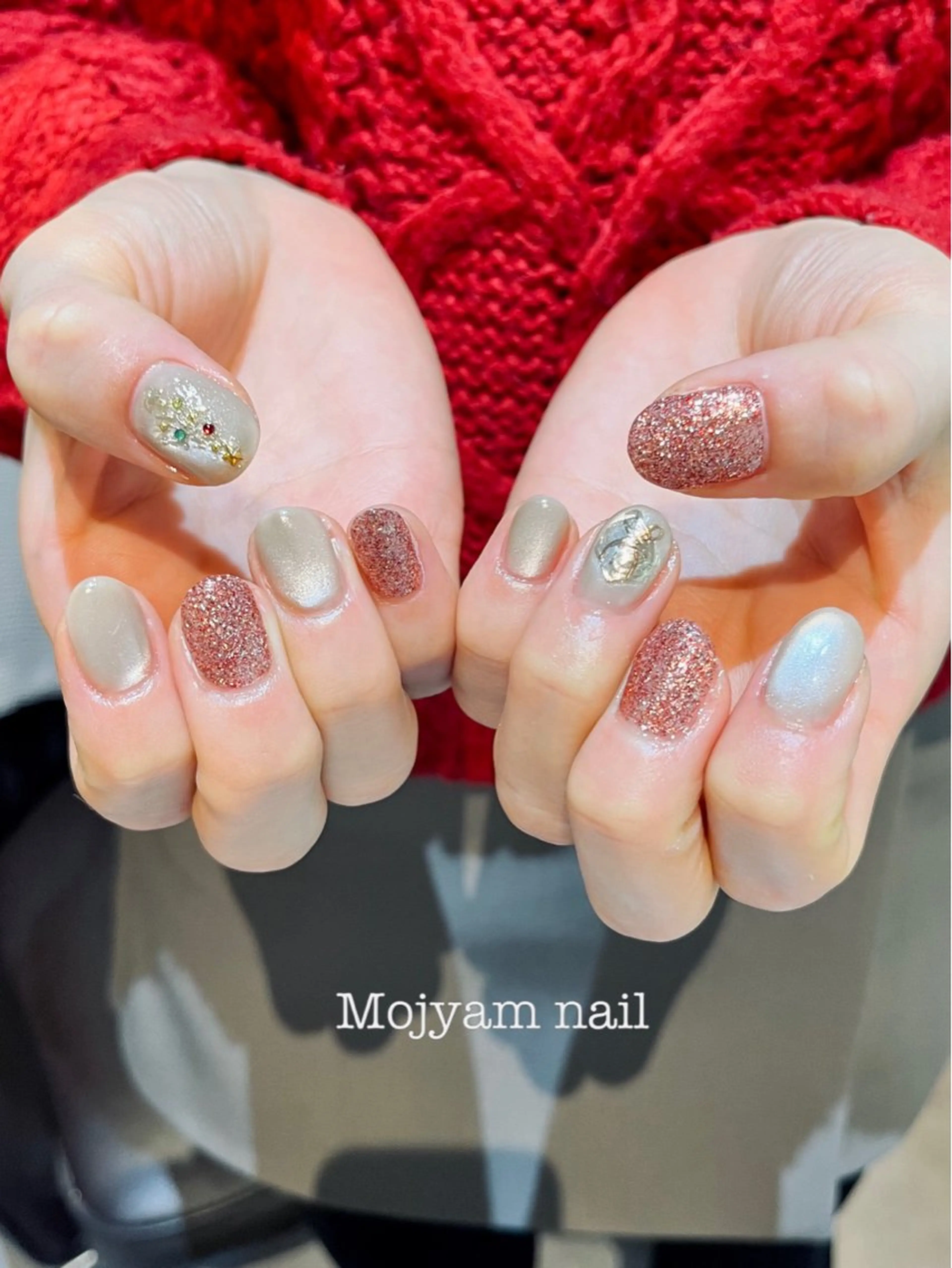 ネイル ラメ(グリッター) マグネットネイル 赤色 ショートネイル シンプルネイル ハンドネイル Mojyam nail所属・松本 実咲のネイルデザイン