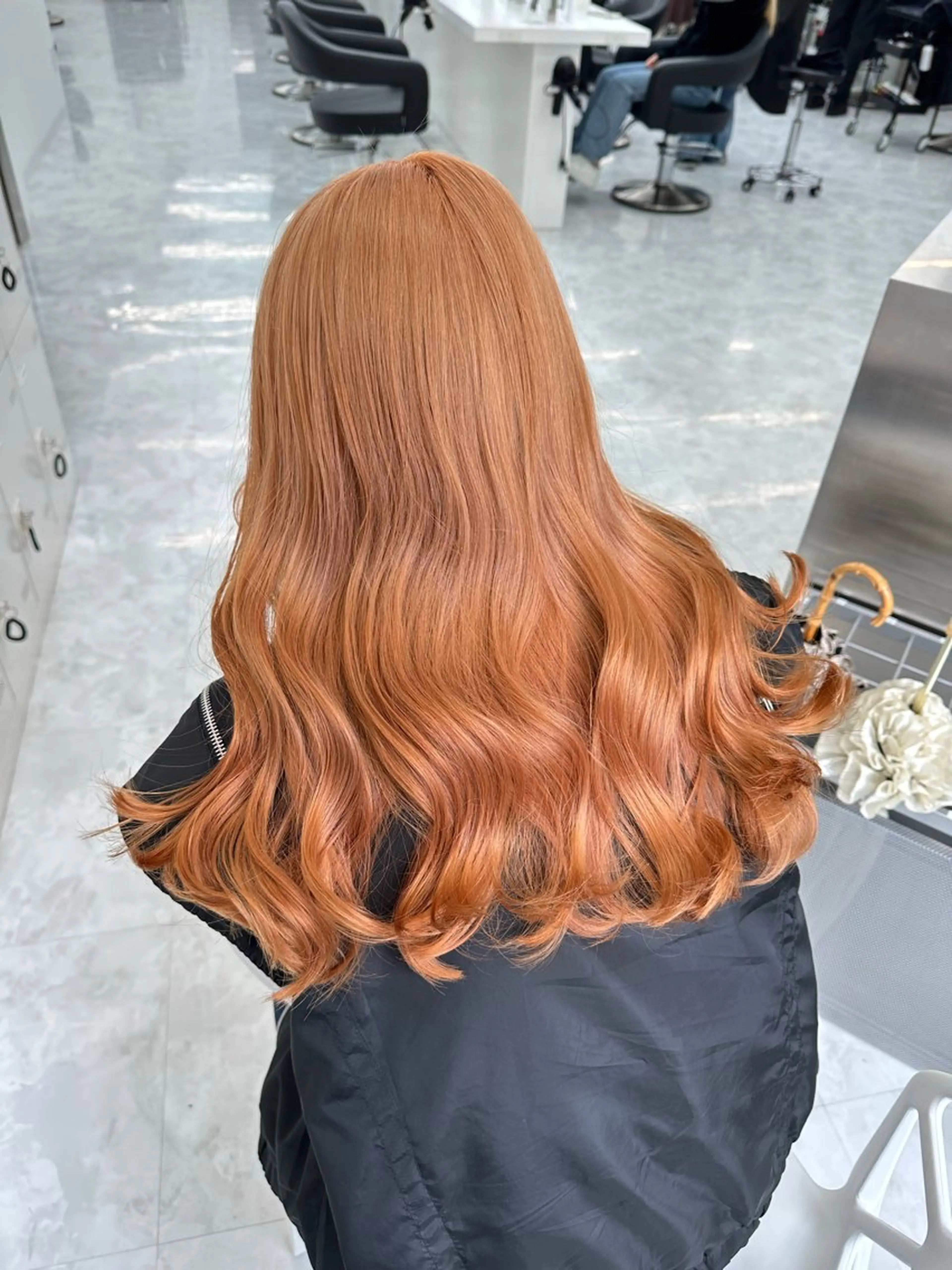 ロング カラー ヘアカラー トリートメント ヘッドスパ ヘアセット ケアブリーチ 韓国レイヤーKYONのヘアスタイル