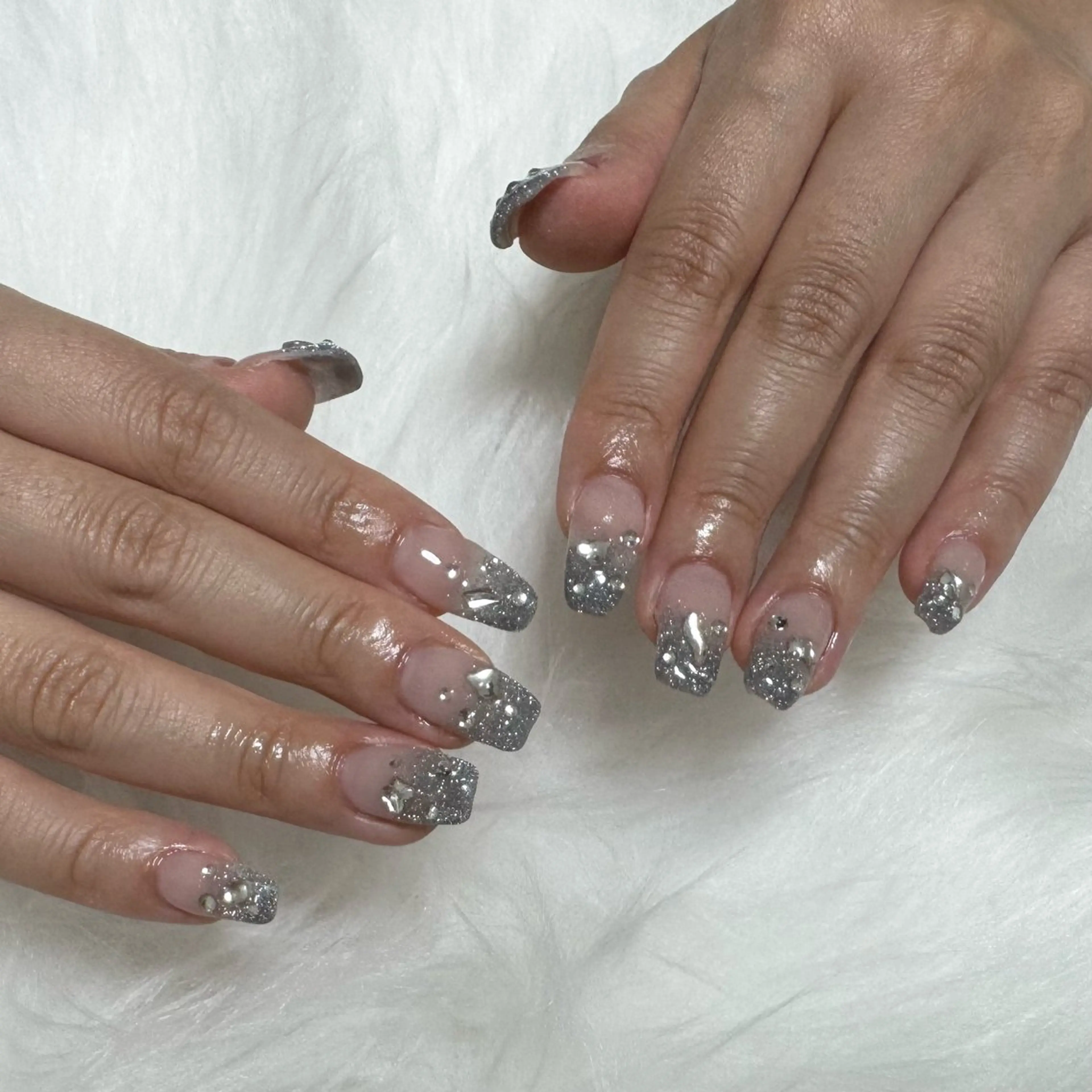 〖hand〗 ラメグラの写真