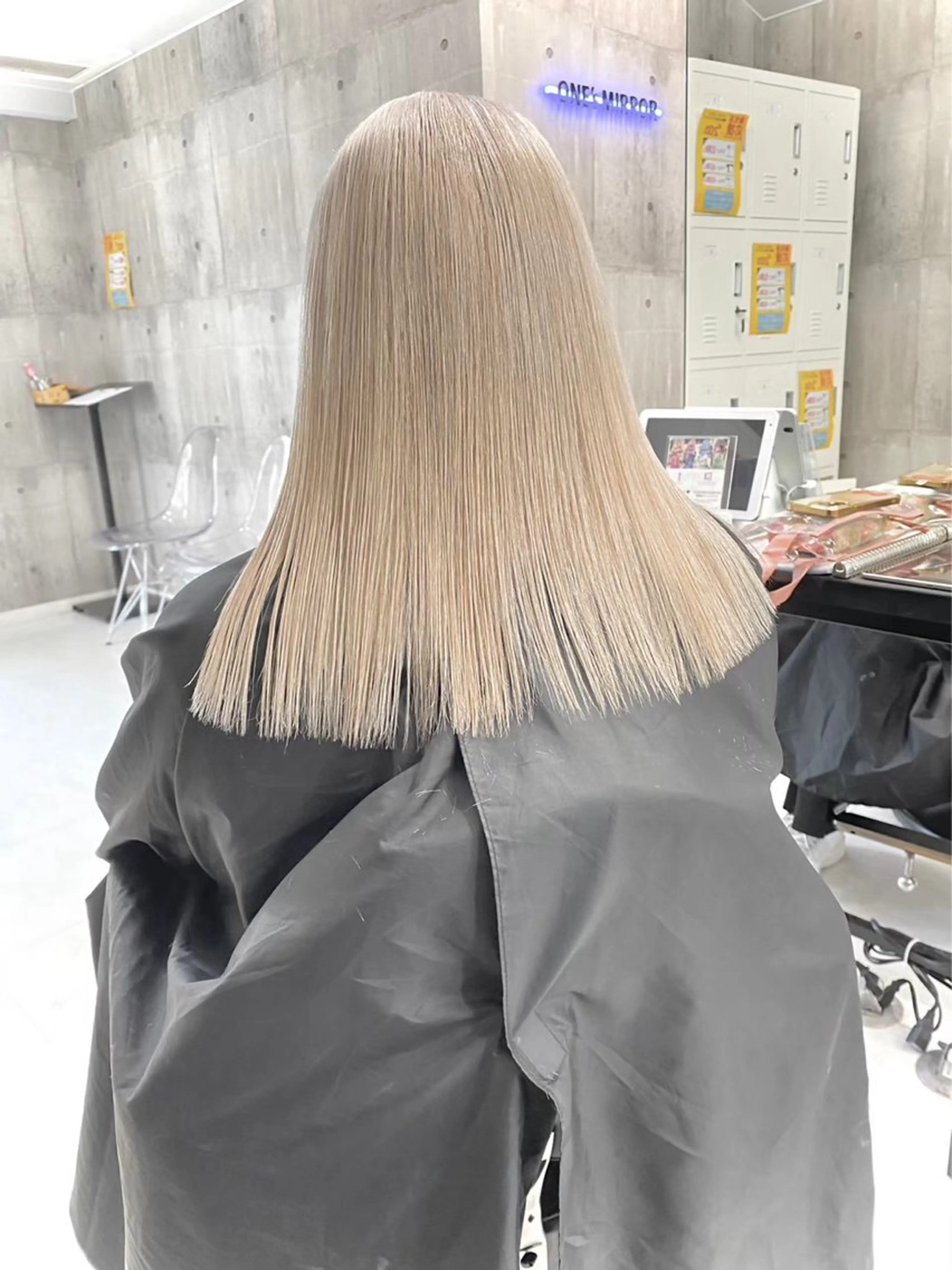 セミロング 栄🎡ピンクカラー 💕SAKURA💕のヘアスタイル