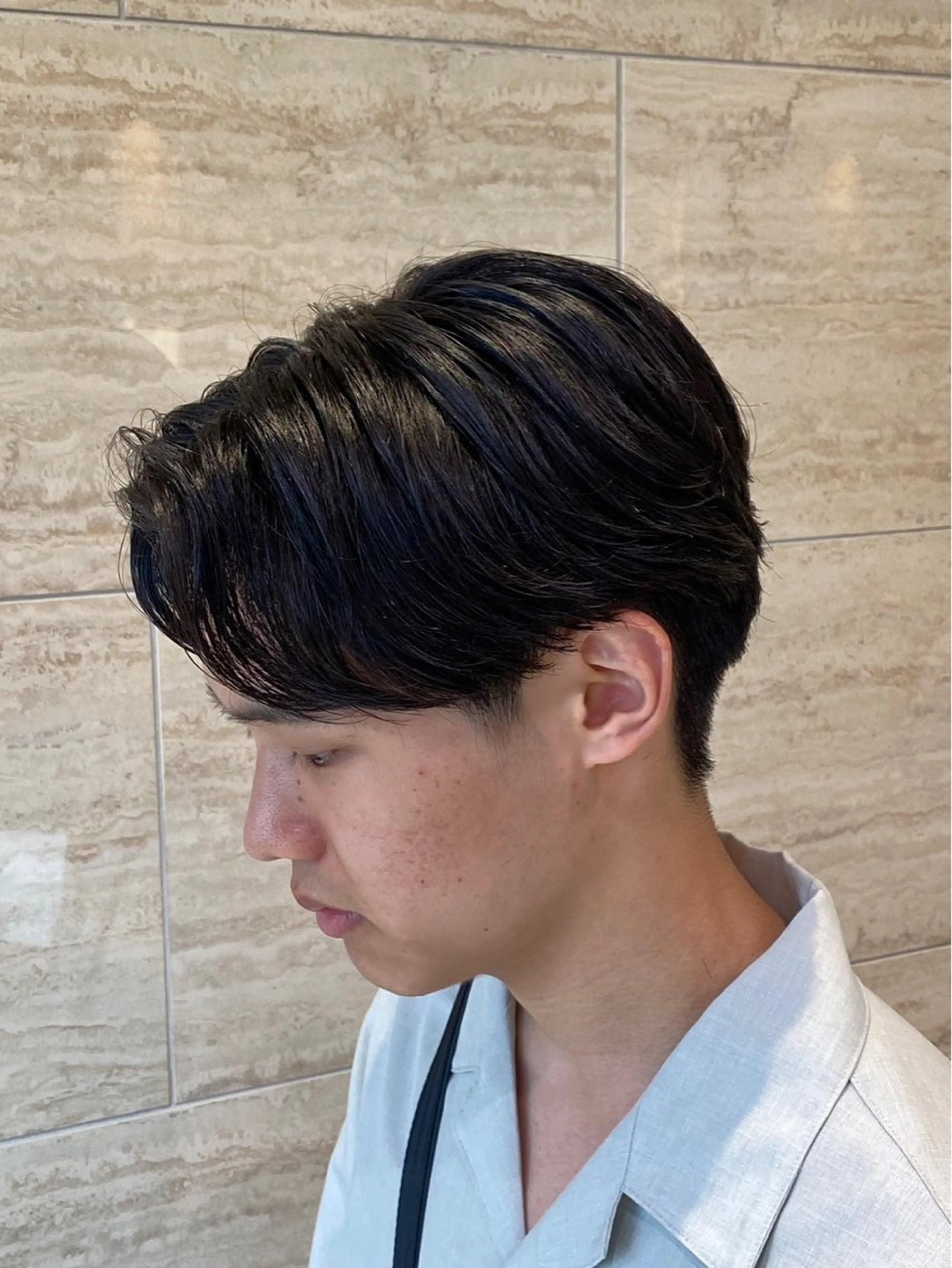 ショート メンズ センターパート メンズパーマ 河崎 祐矢のヘアスタイル