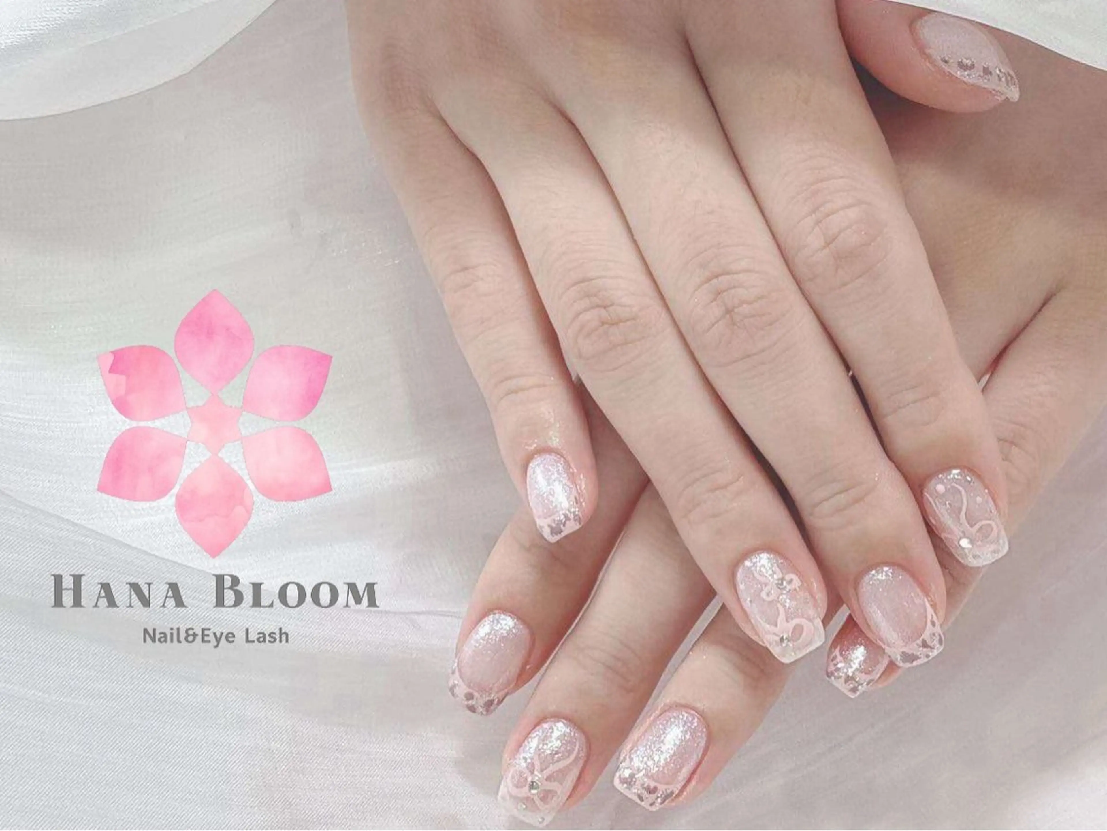 ネイル フレンチネイル ジェルネイル グラデーション ラメ(グリッター) マグネットネイル ハンドネイル ハンドケア Hana Bloom Nail Salonのネイルデザイン