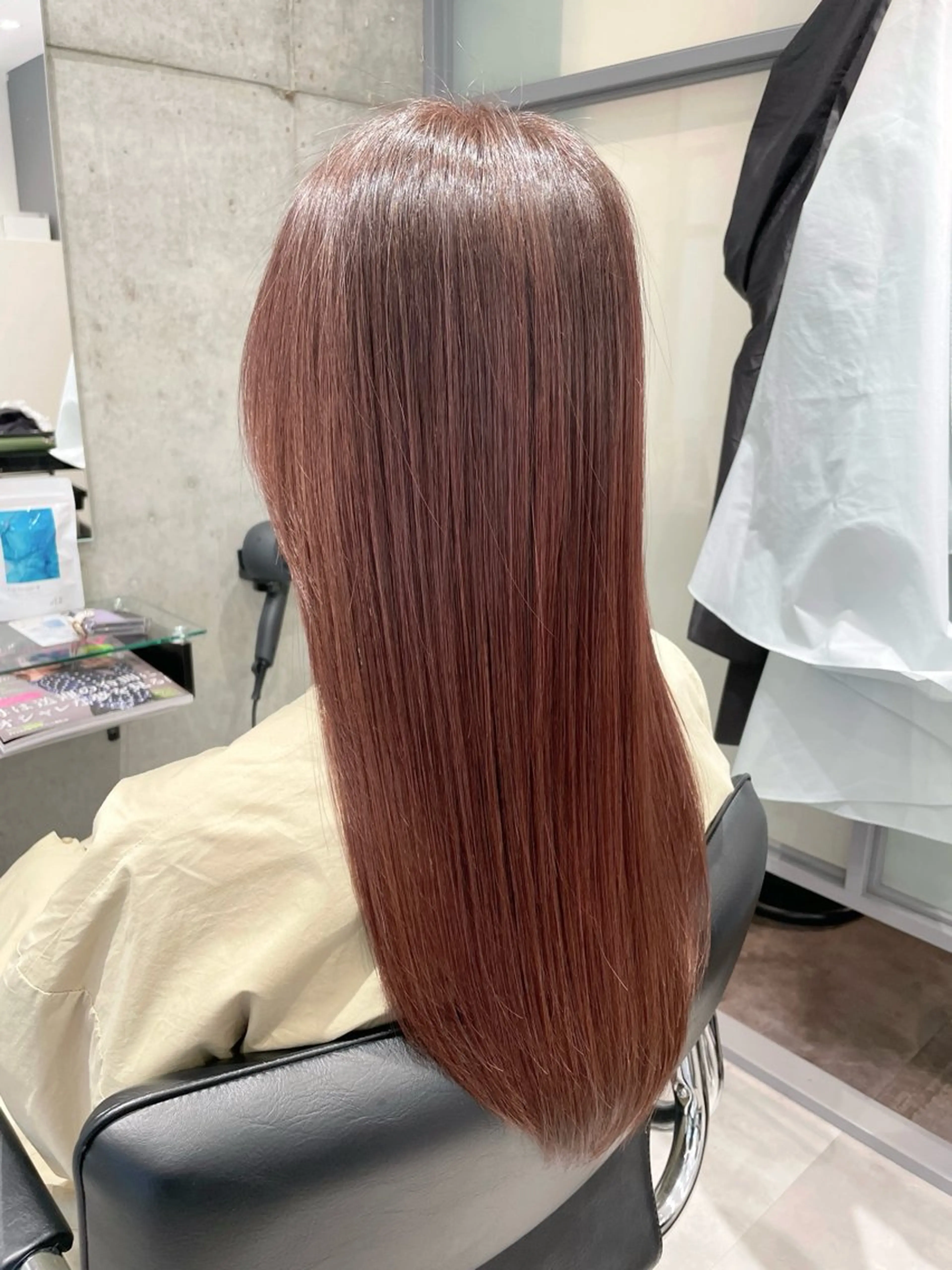 ロング カラー 髪質改善 縮毛矯正 トリートメント 酸熱トリートメント カット ヘアカラー トリートメント Leyシェアサロン所属・KenIchi施術者 1%未満ドライカットのヘアスタイル
