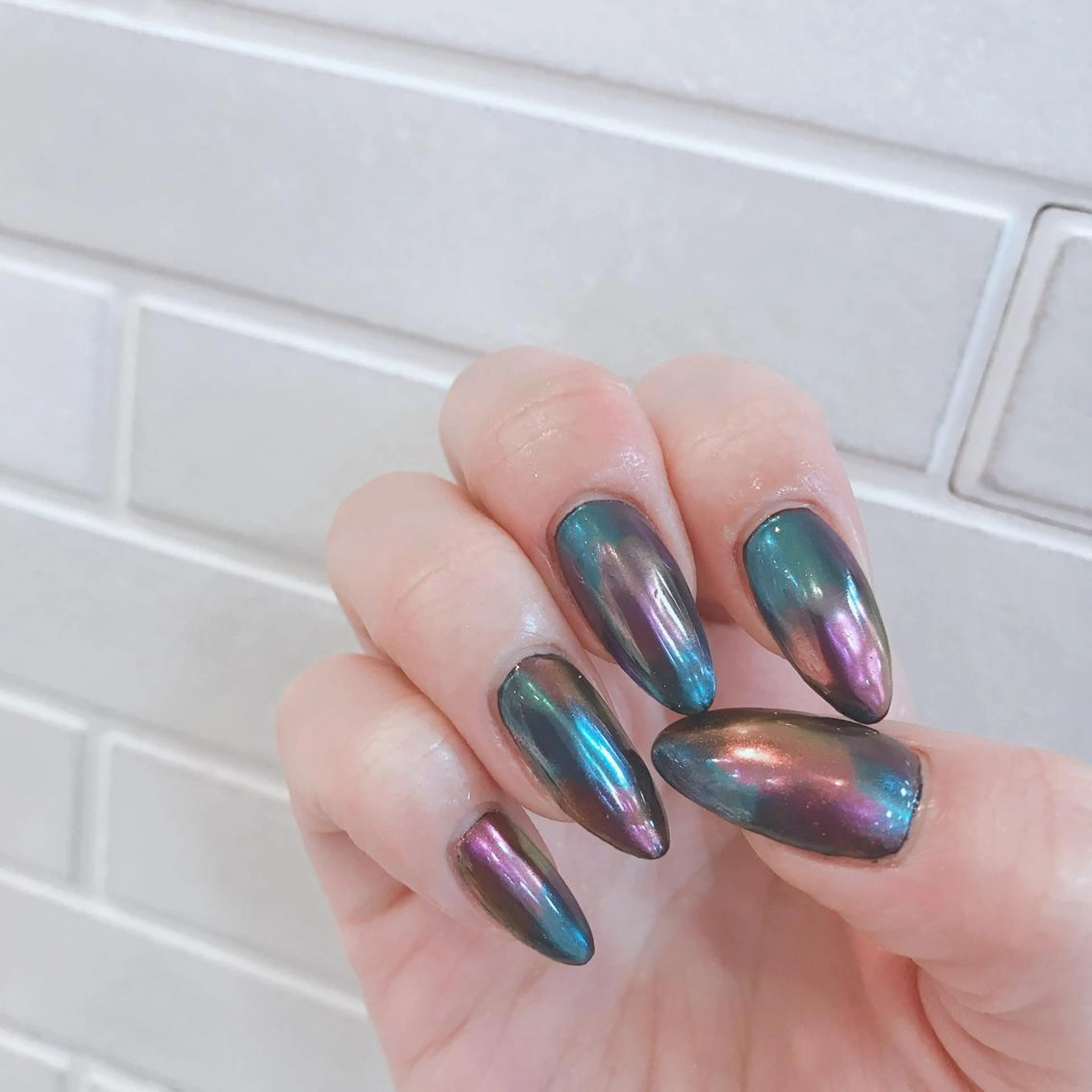 ネイル ミラーネイル ハンドネイル Nailsalon Julius luna所属・Juliusluna FUZUKIのネイルデザイン