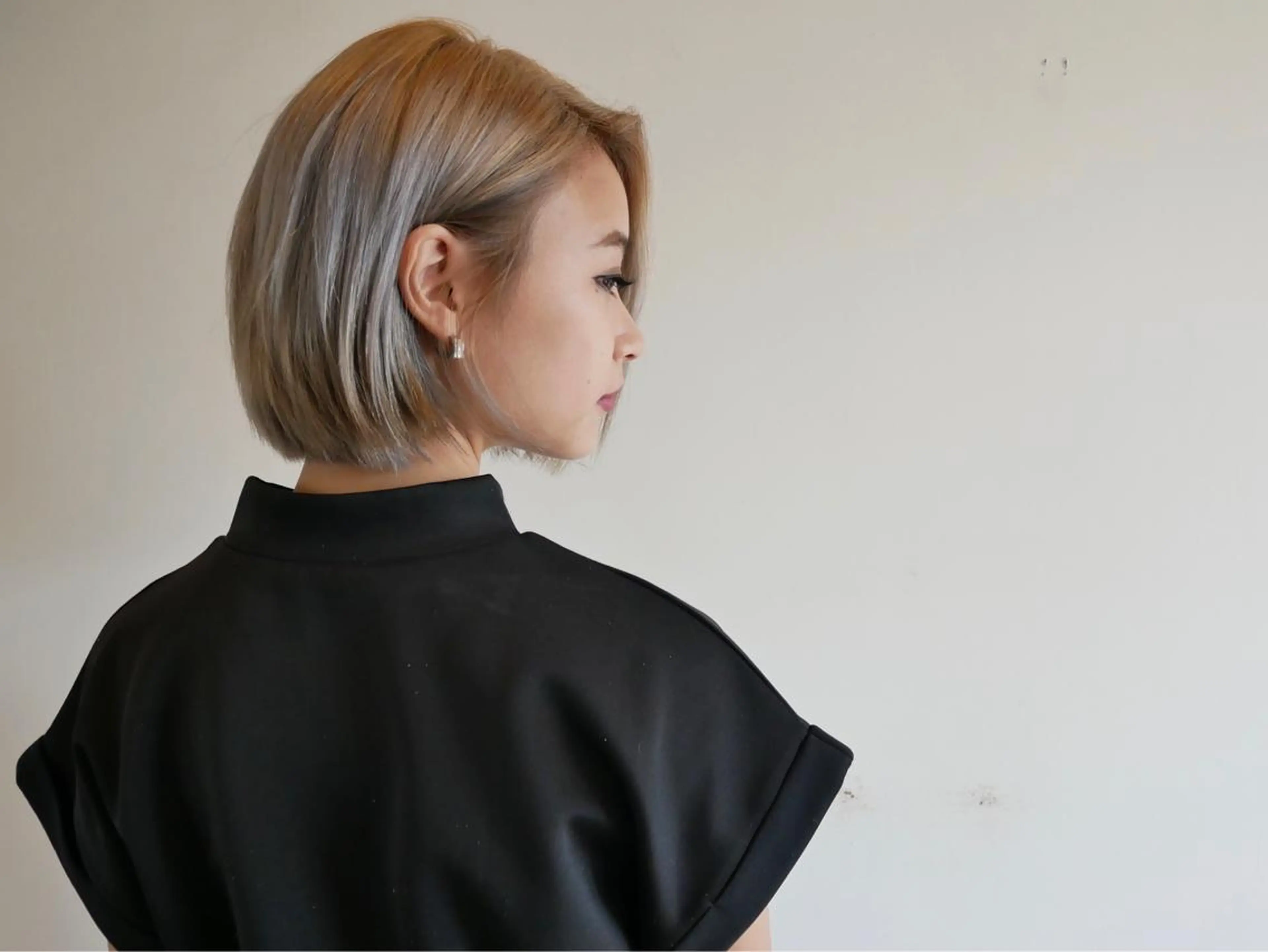 ショート カラー 片山美穂 心斎橋・北堀江のヘアスタイル