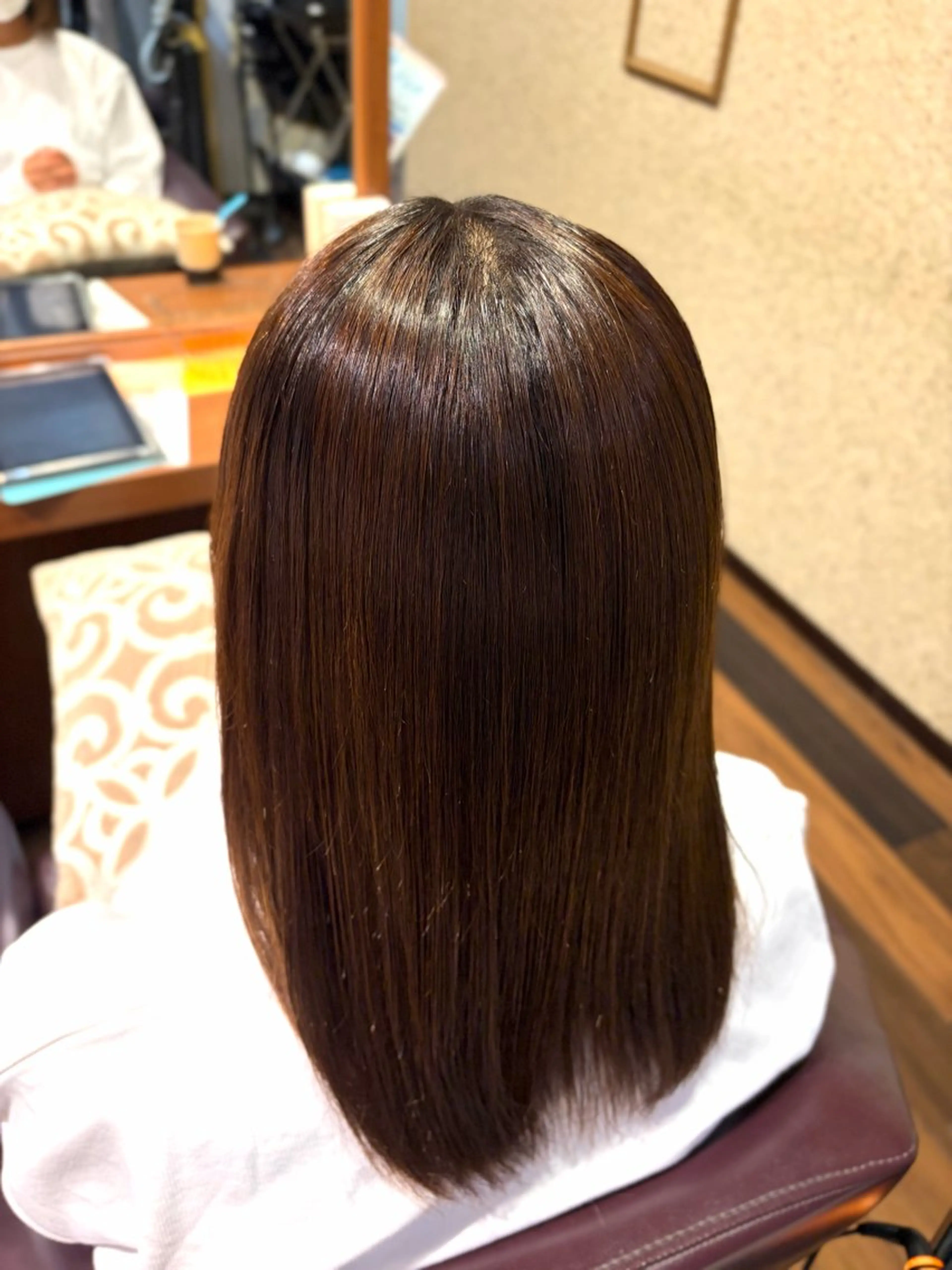 セミロング 縮毛矯正 カット 縮毛矯正 トリートメント よしだ しおりのヘアスタイル