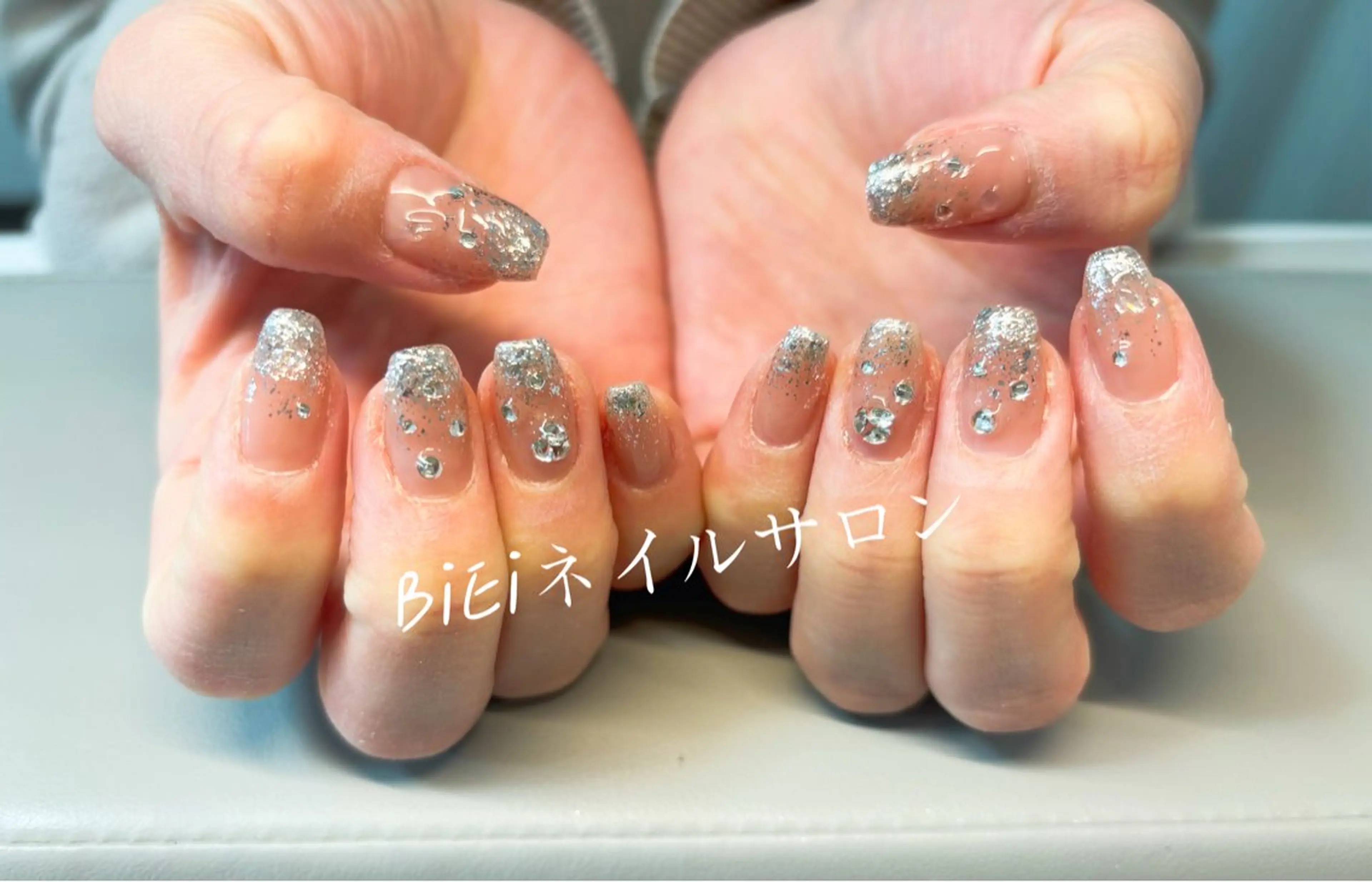 ネイル ハンドネイル BiEiネイルサロン所属・BiEi ネイルサロン長さ出しのネイルデザイン