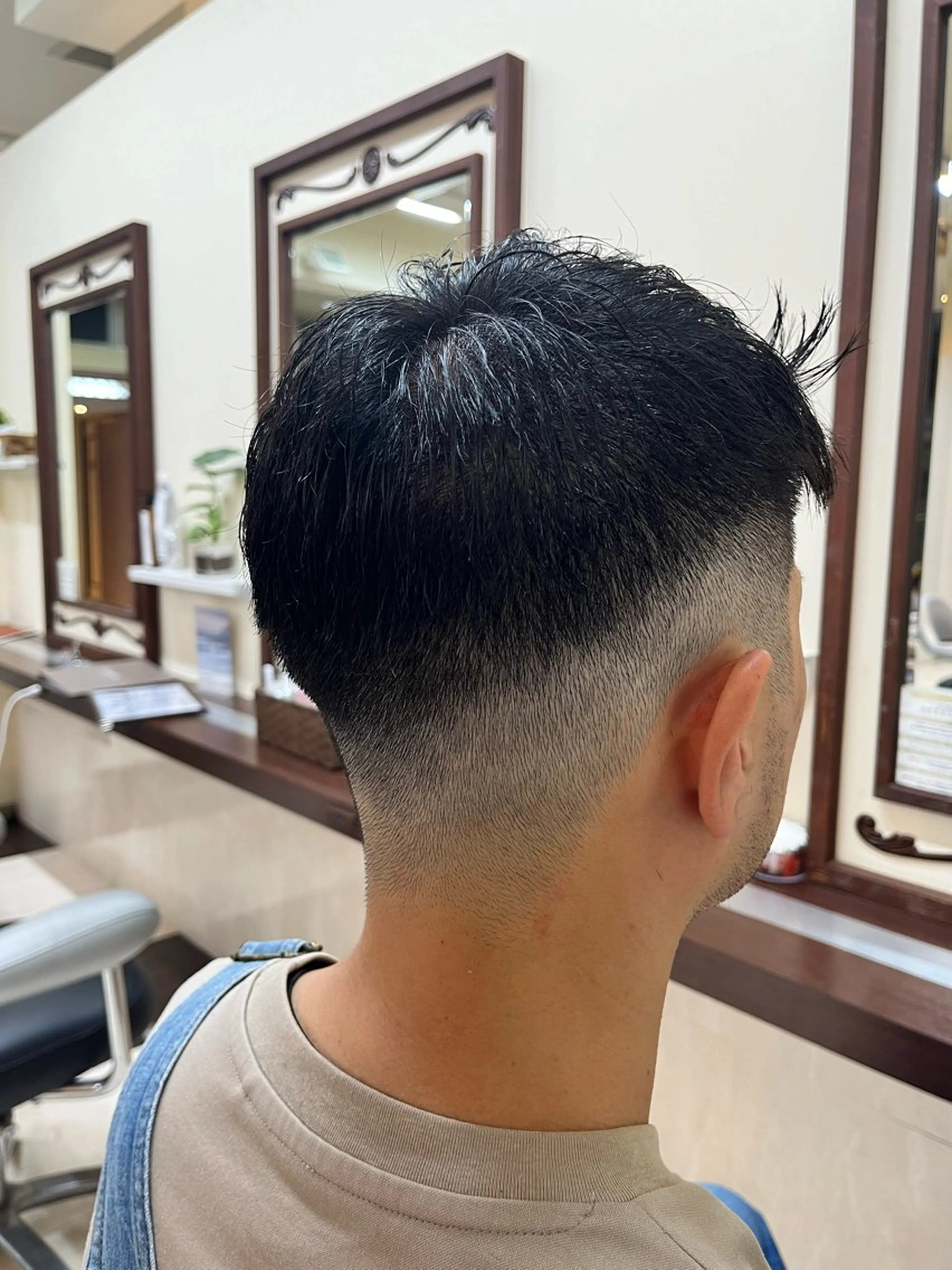 ショート メンズ フェードカット AROH  men's cut&men's perm 船橋店所属・🧊メンズ特化🧊 高木航希のヘアスタイル