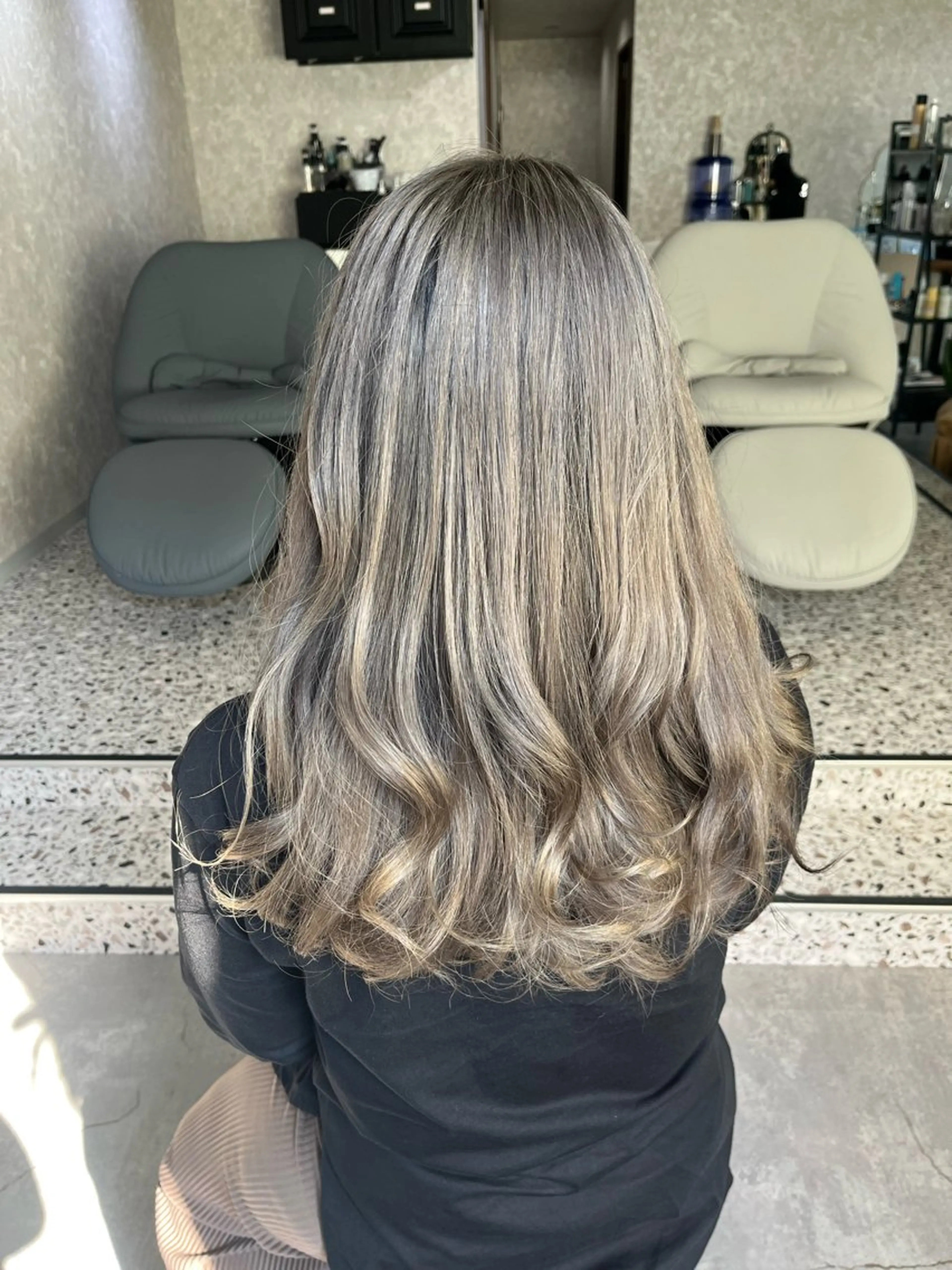 ロング ヘアカラー 池田 真衣のヘアスタイル