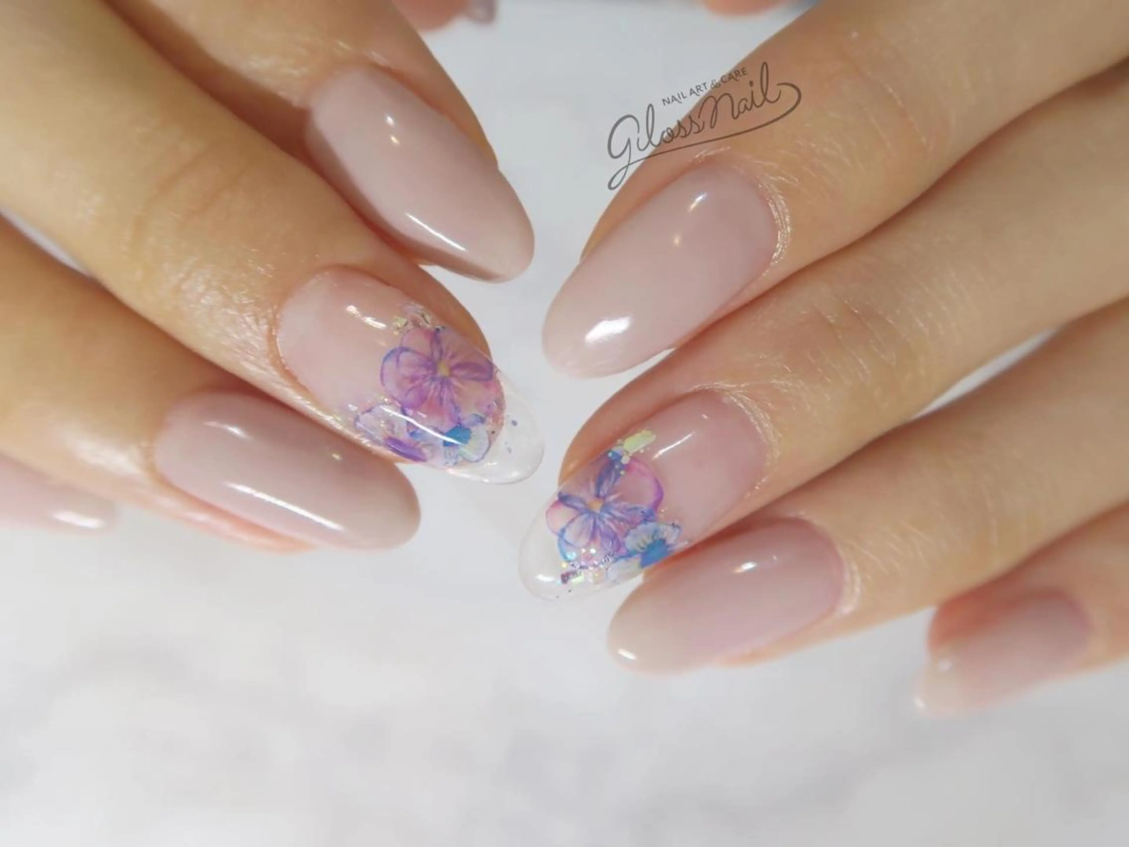 ネイル gloss nail 代々木上原のネイルデザイン
