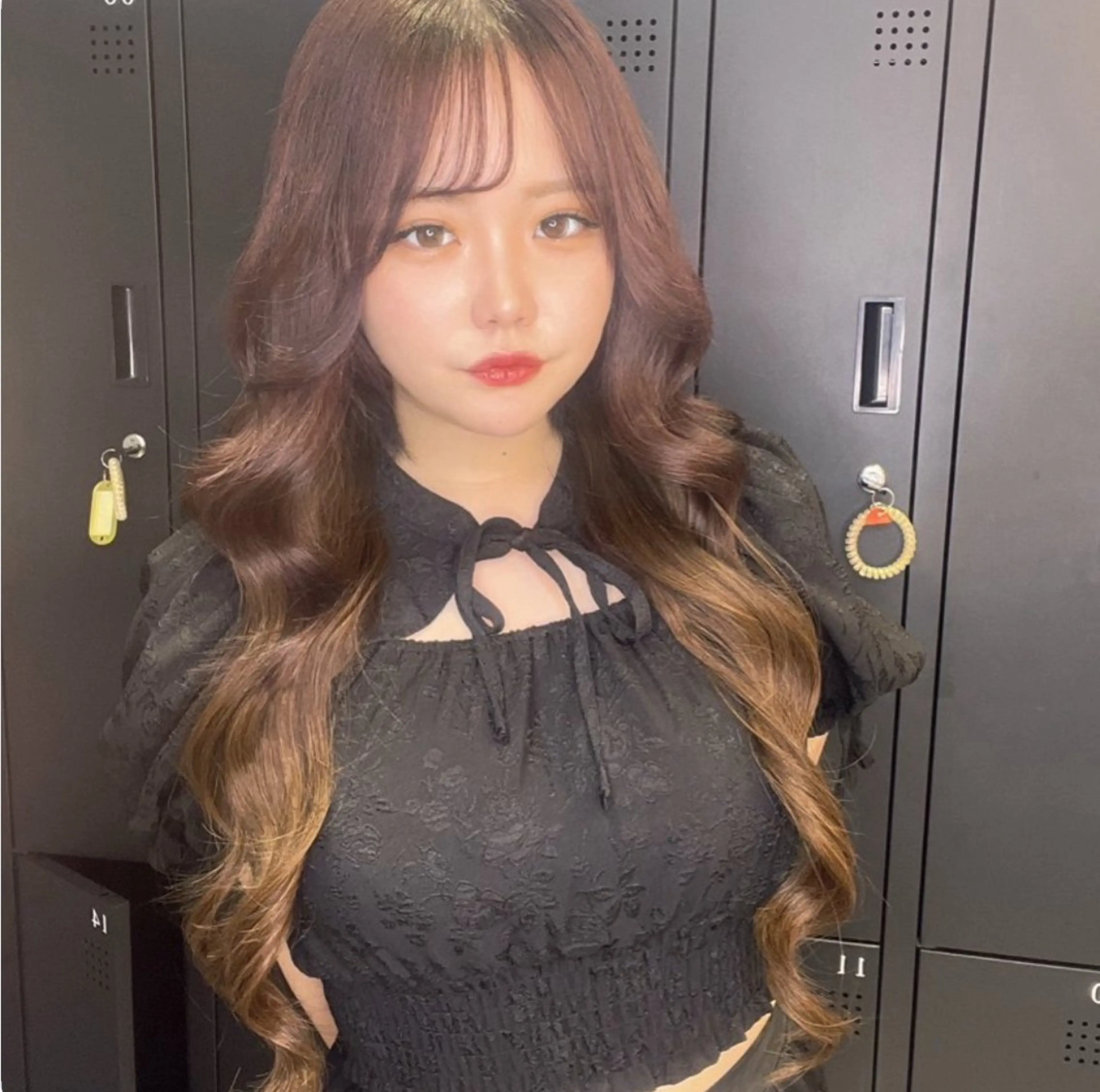 ロング カラー シールエクステ ベージュカラー ブリーチ ケアブリーチ 透明感カラー ヘアカラー ハイトーン/髪質改善 🌼KASUGA🎀のヘアスタイル