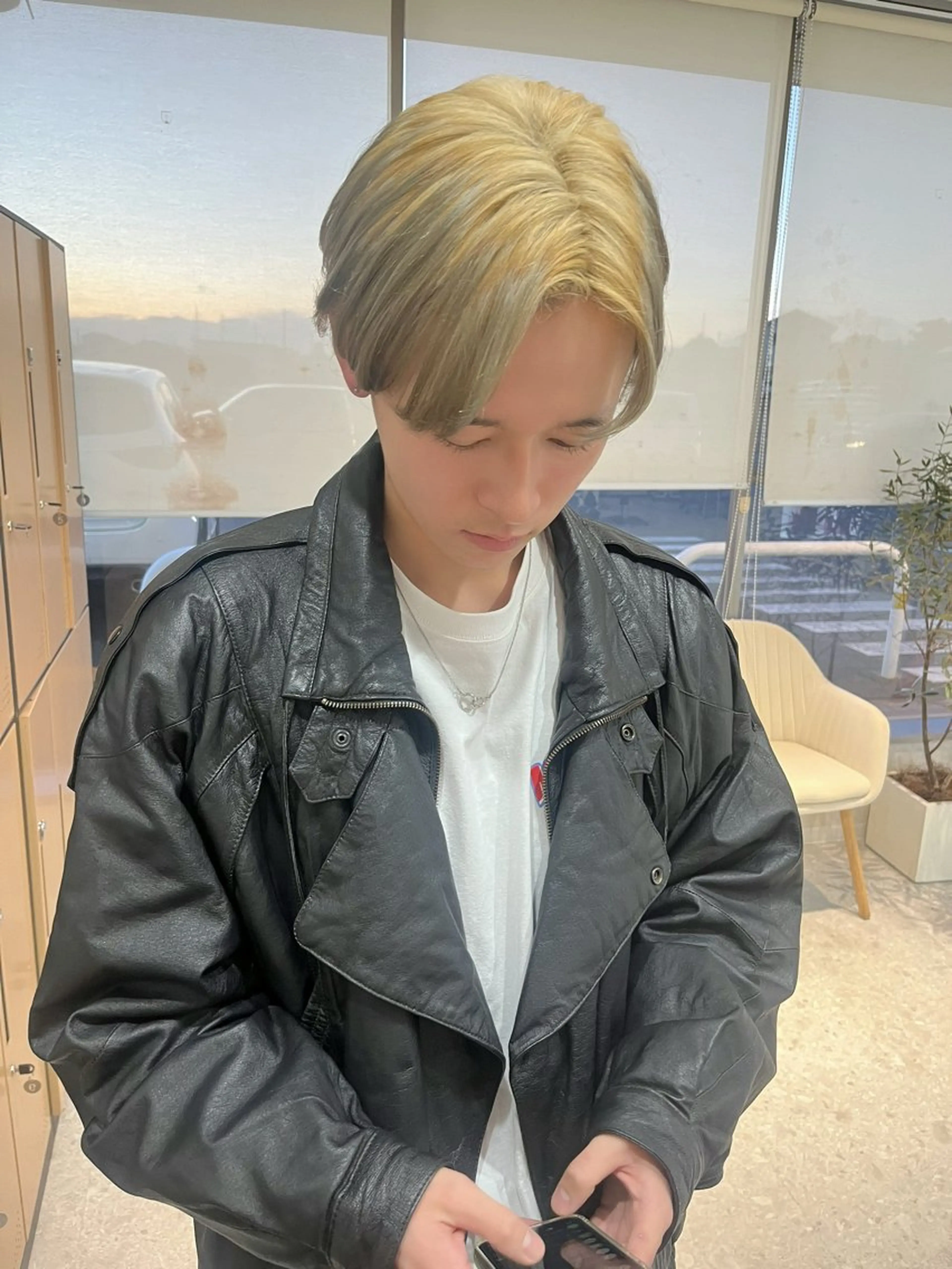 メンズ マッシュウルフ マッシュ メンズウルフカット ウルフカット ROEN ryokaのヘアスタイル