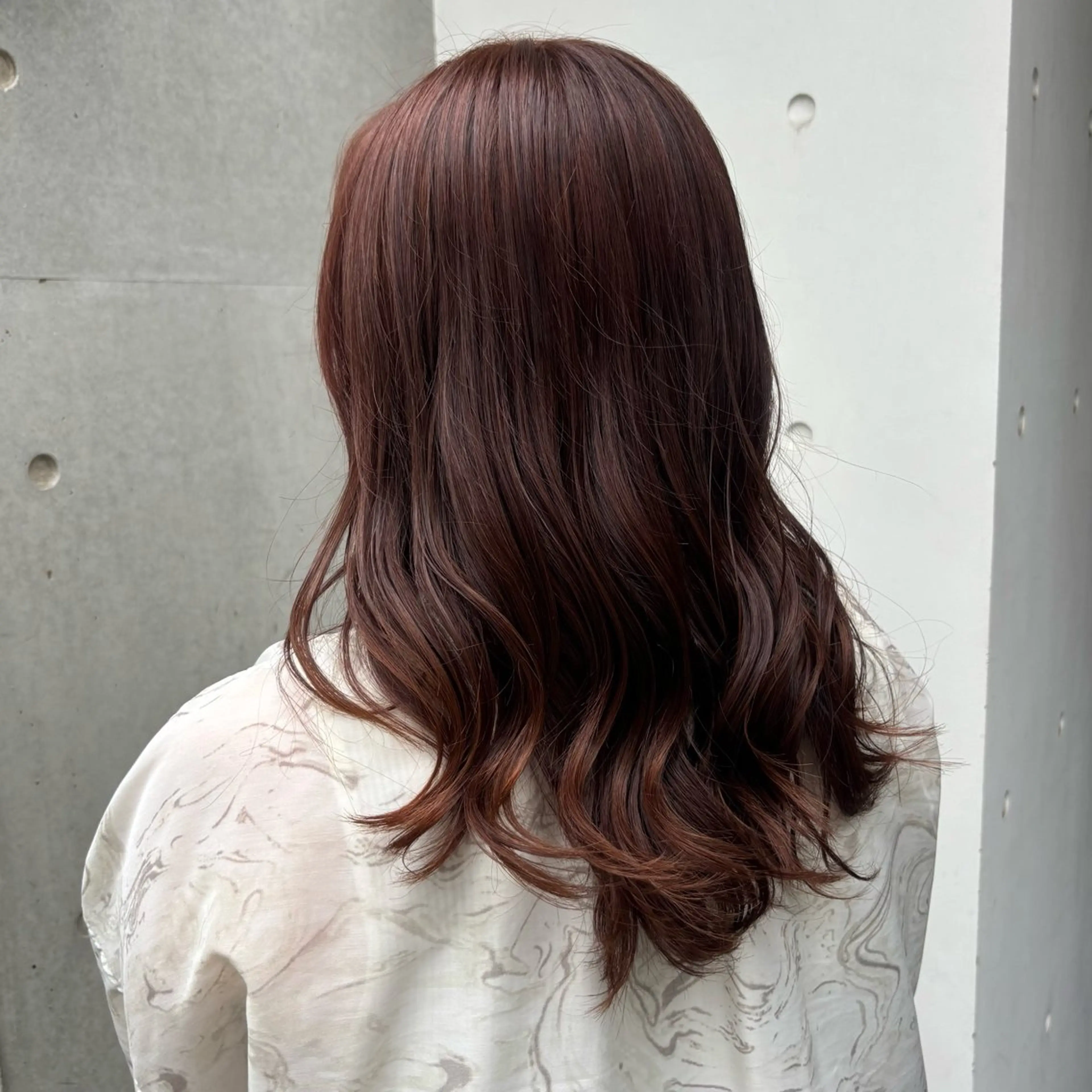 セミロング オレンジブラウン AREND所属・AREND hinanoのヘアスタイル