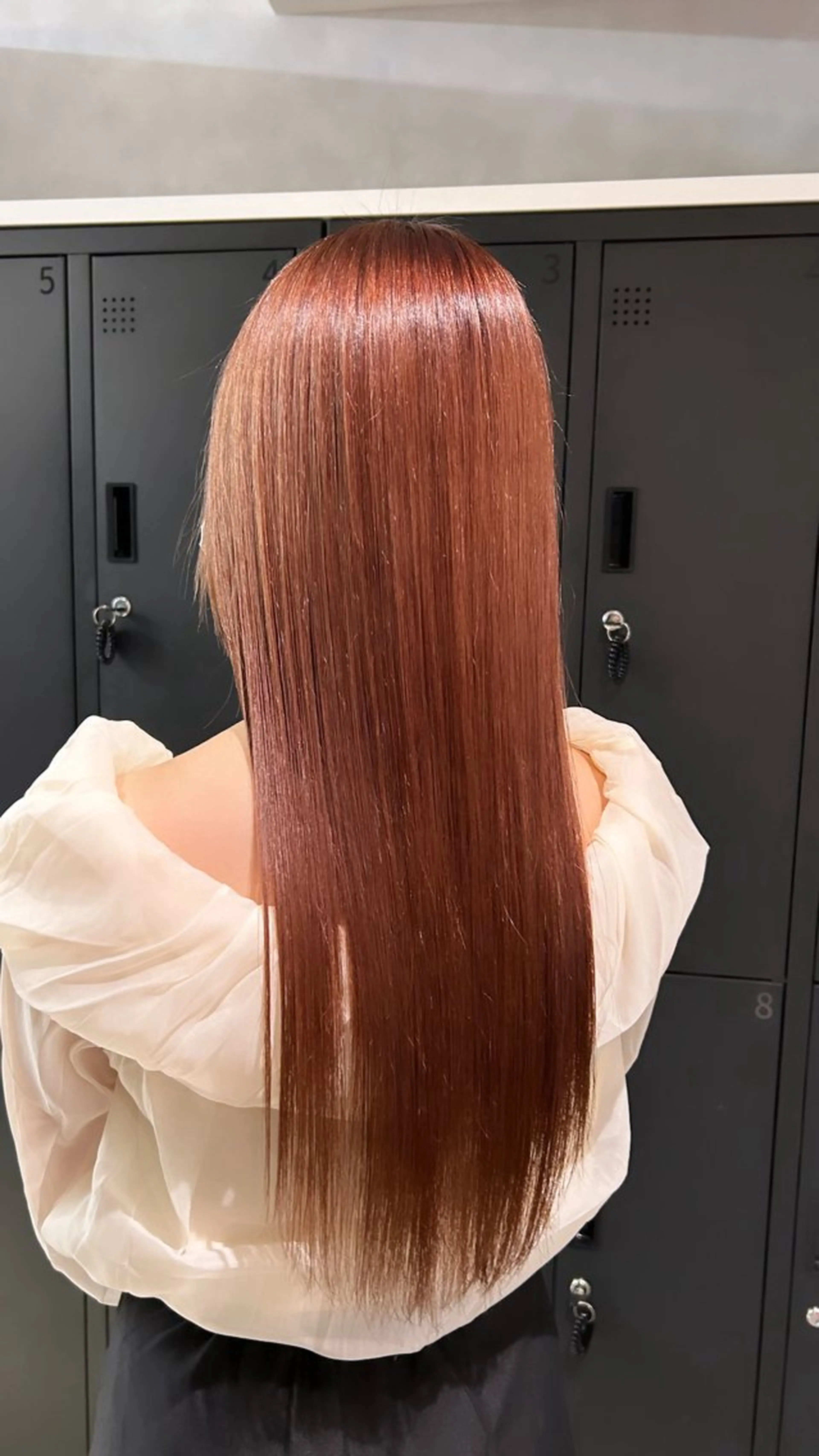 セミロング セミロングパーマ 髪質改善 縮毛矯正 諸井 芽のヘアスタイル