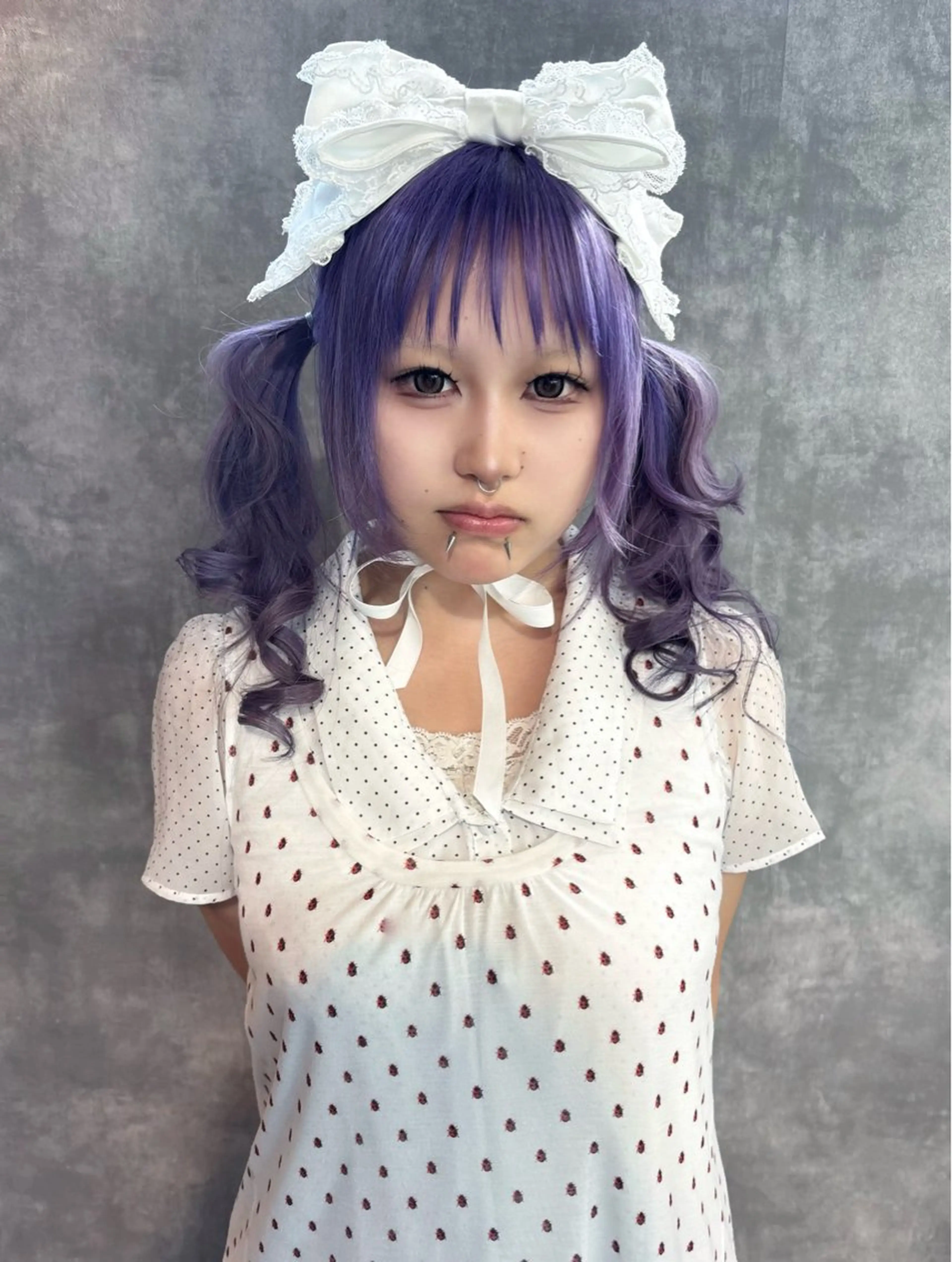 ミディアム ヘアカラー 夏季 デザインカラー /ブリーチカラーのヘアスタイル