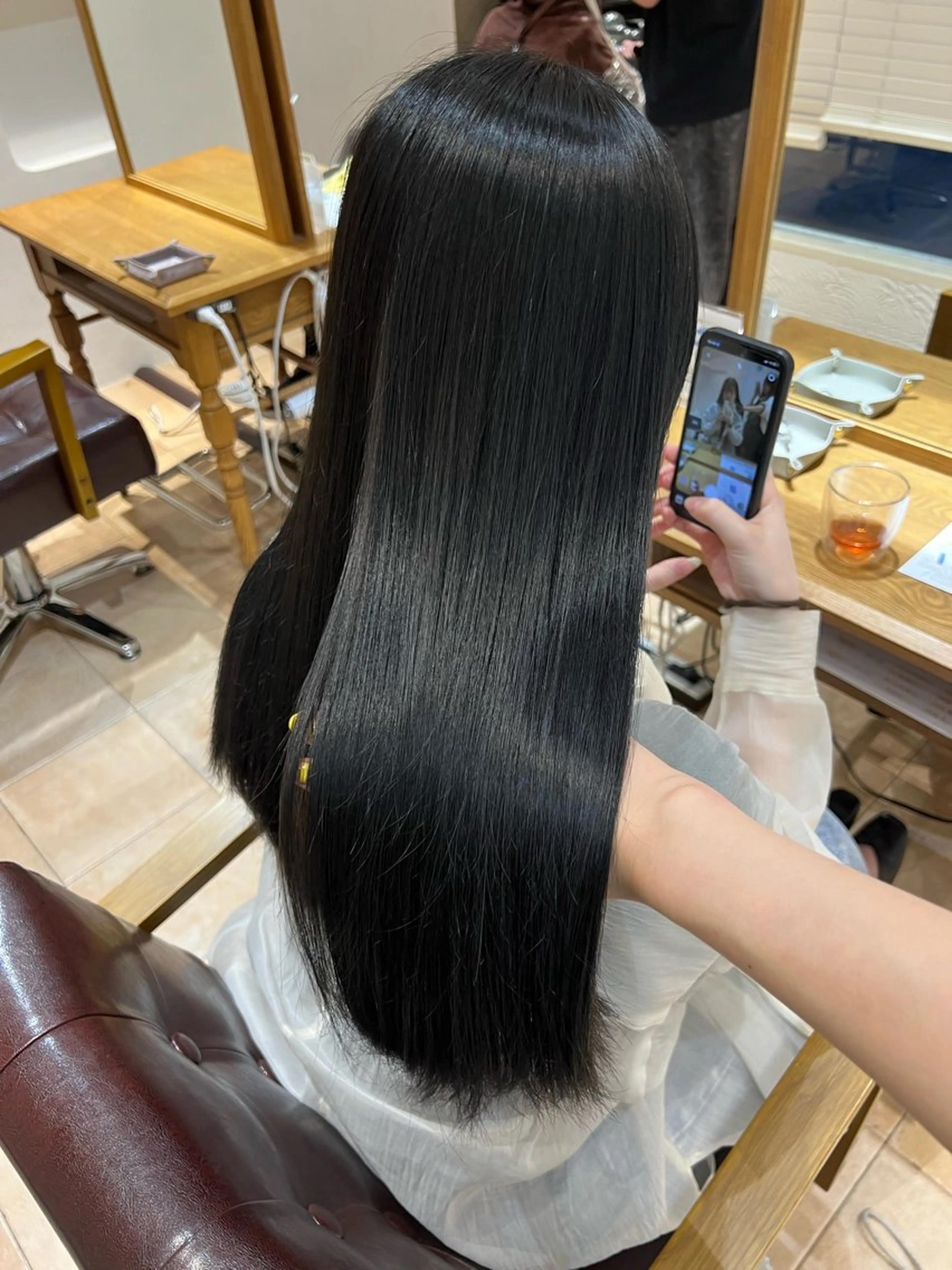 セミロング カラー 🥀韓国ヘア🥀 宮津真菜のヘアスタイル