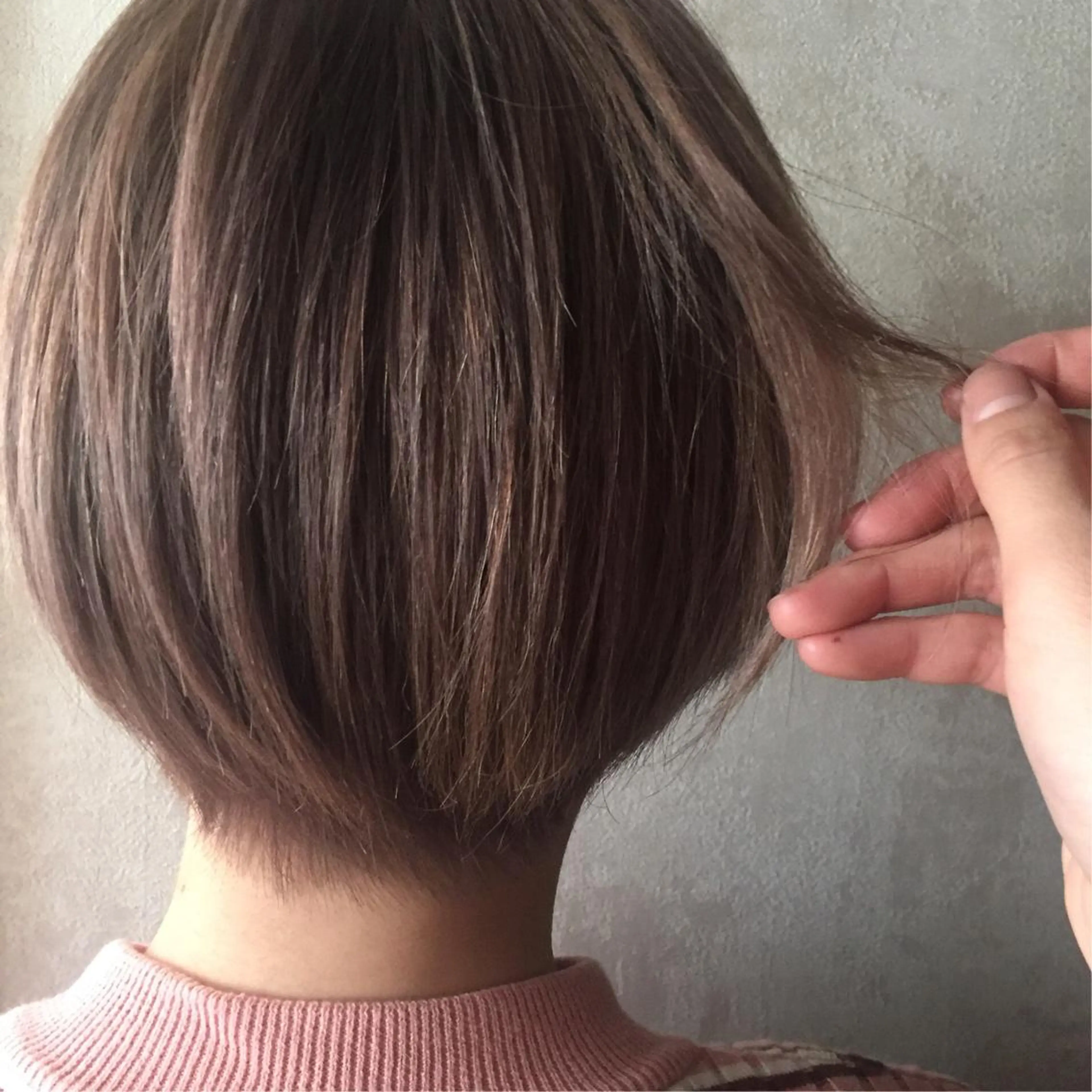 ショート カラー カット ヘアカラー トリートメント PHIDGE所属・山下 千明のヘアスタイル