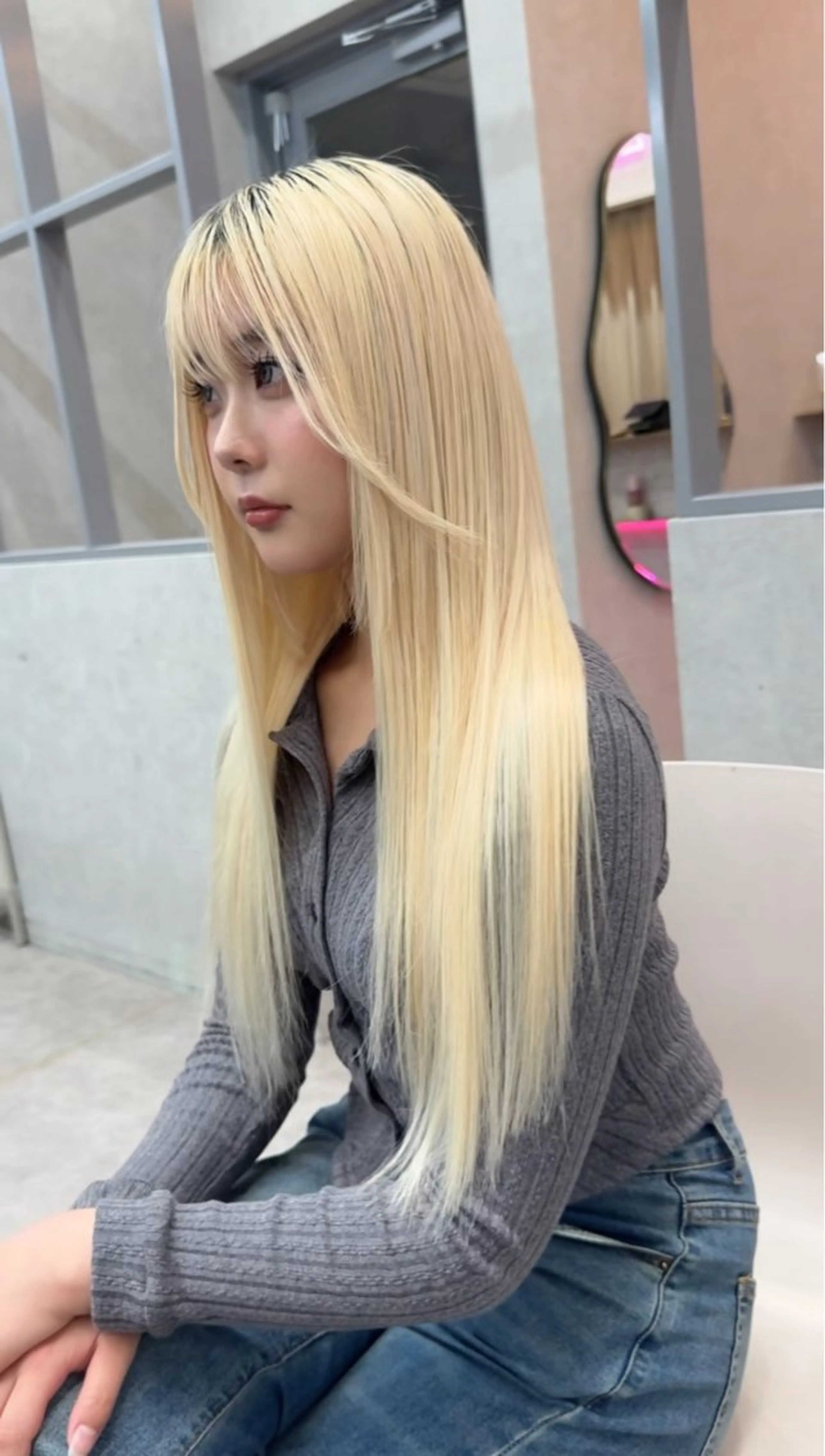 ロング ヘアカラー 坂口 京平のヘアスタイル