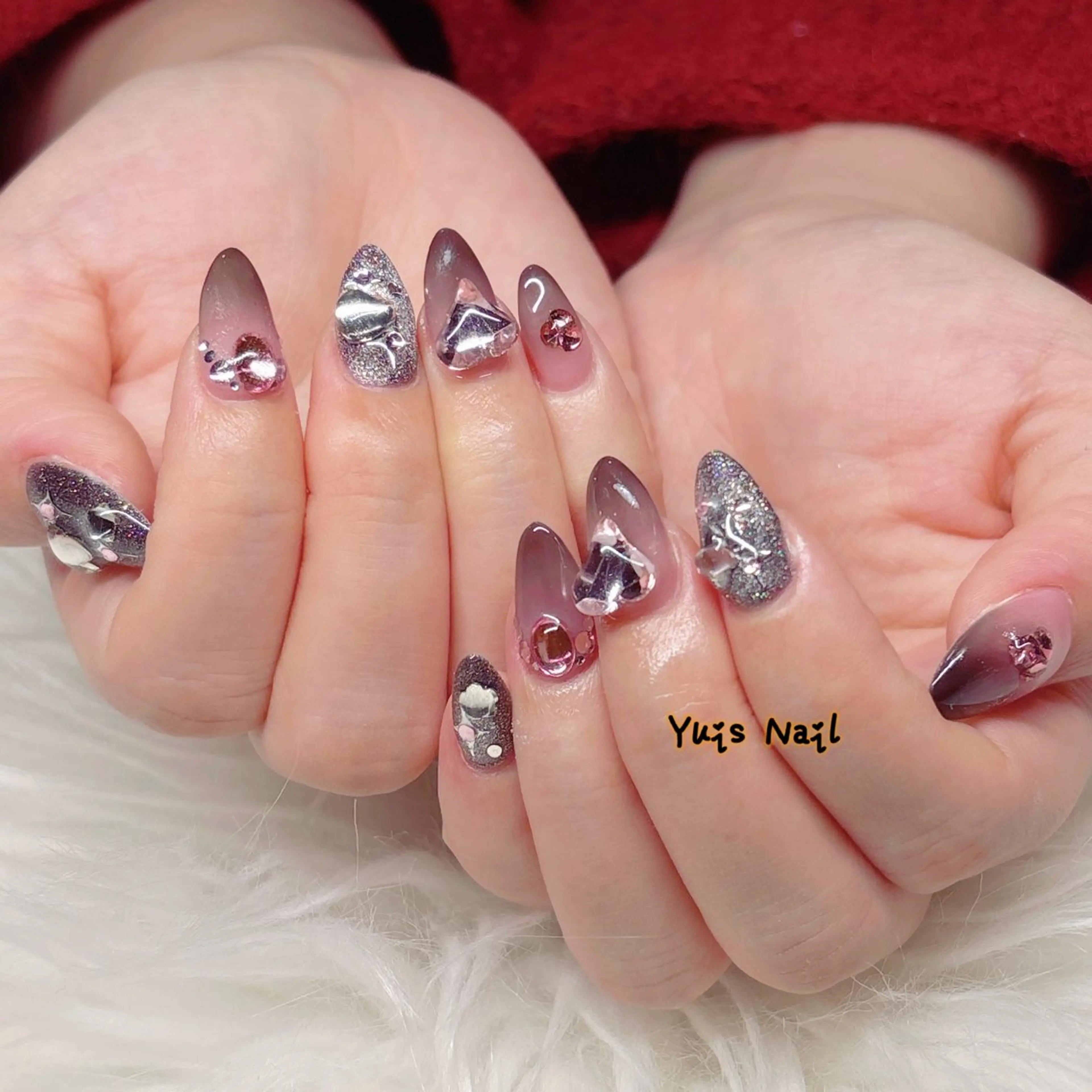 ネイル ハート キラキラネイル 韓国ネイル 持ち込み ピンク ハンドネイル Yuis Nailスカルプ専門のネイルデザイン