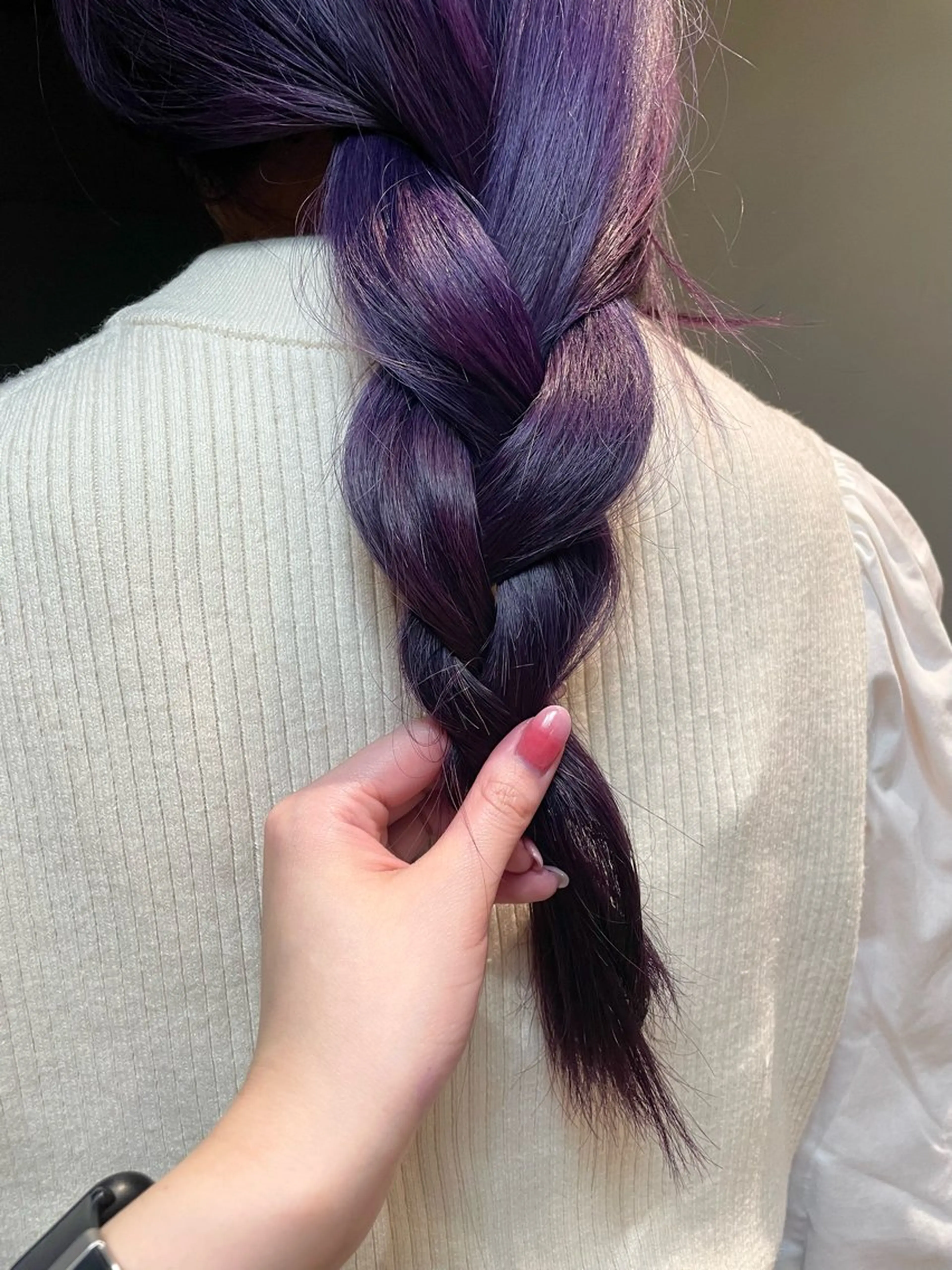 ハナ🌼 ボブ/パーマのヘアスタイル