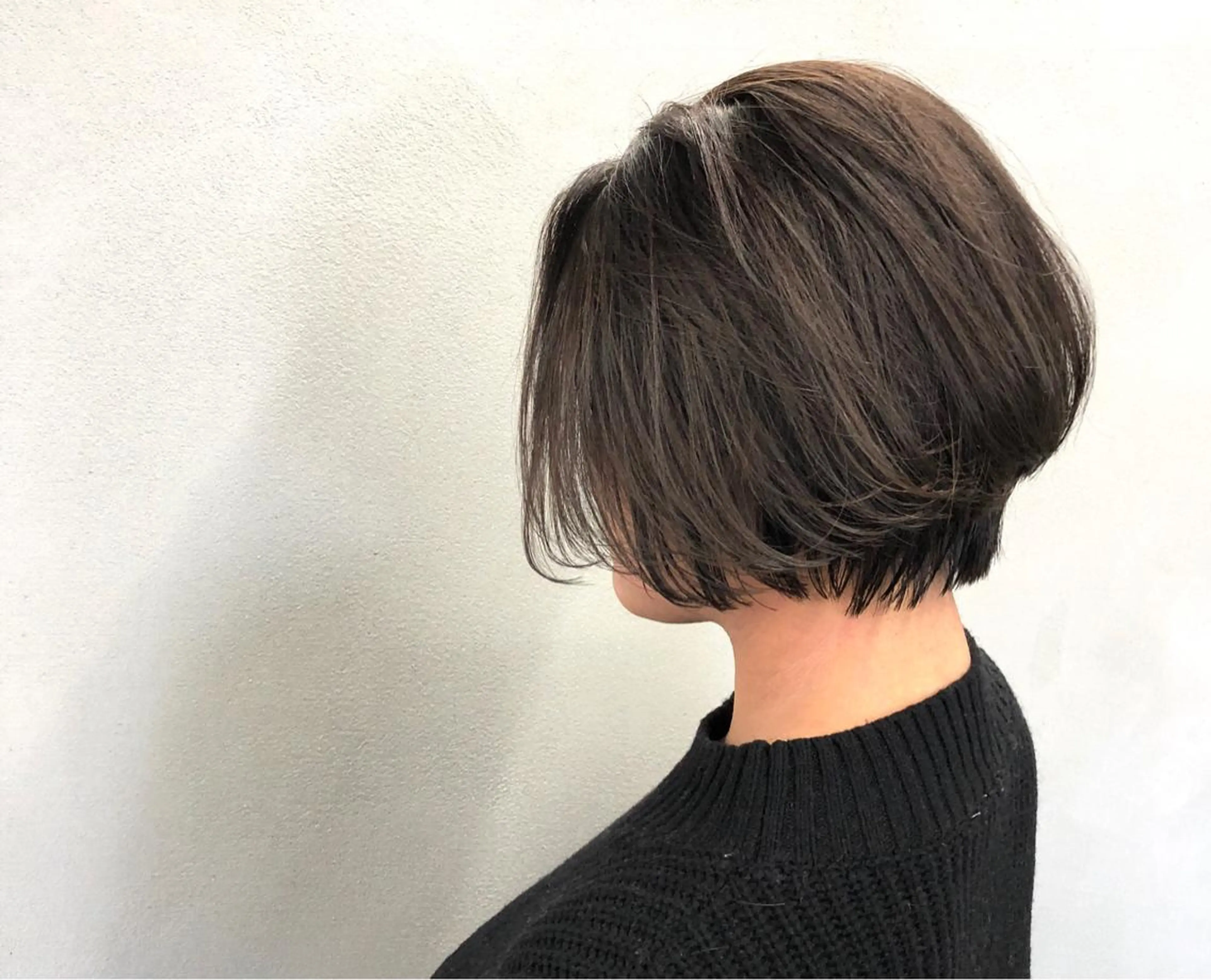 ショート カラー ショートボブ ブルーカラー ブルージュ ボブ ショートヘア カット ヘアカラー トリートメント ボブ/ショート/ 白髪染め/メンズ葛西のヘアスタイル