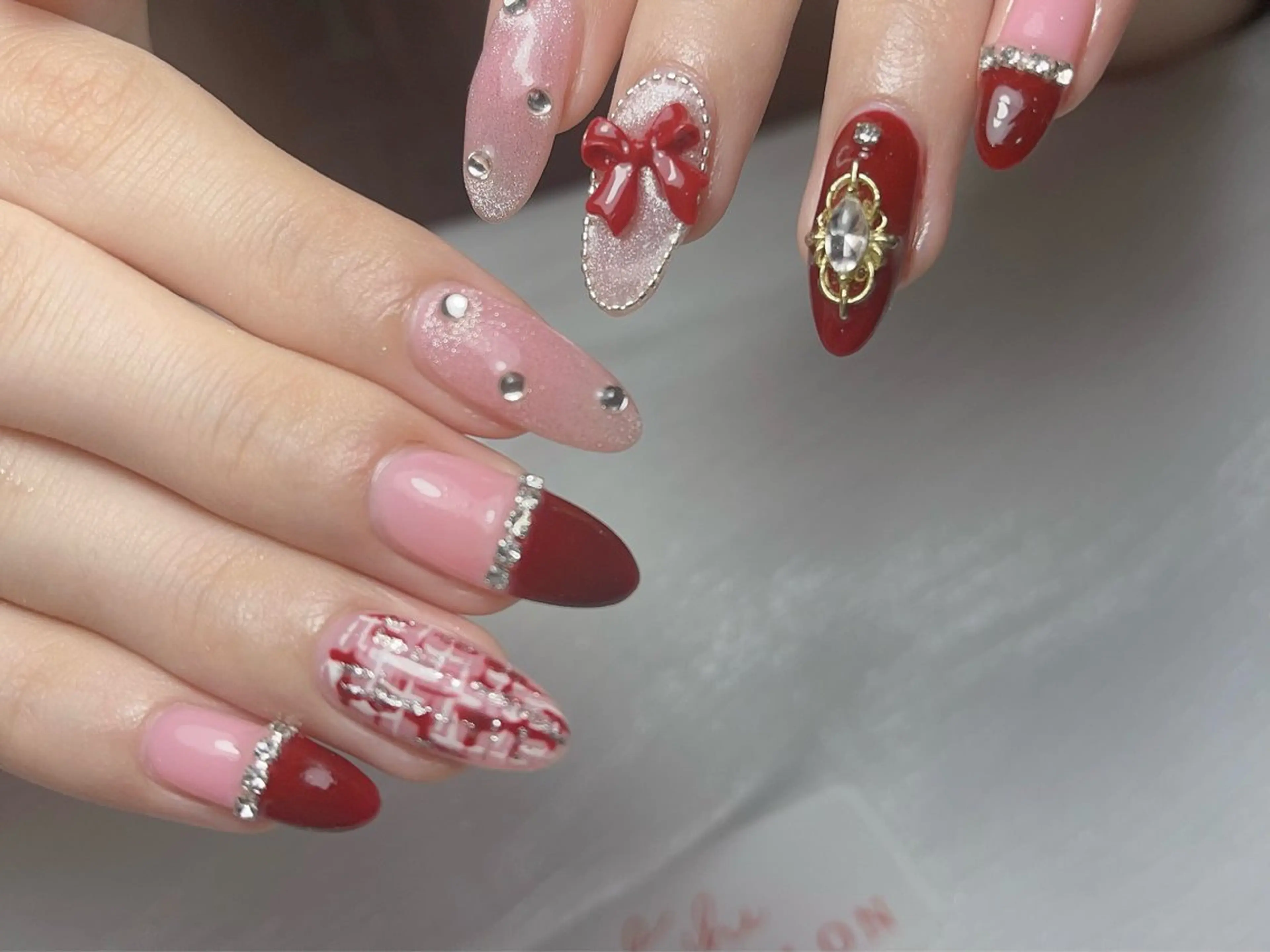 ネイル アートネイル フレンチネイル ジェルネイル グラデーション 韓国ネイル ハンドネイル ハンドケア さくら💮💮 【オフ無料】のネイルデザイン