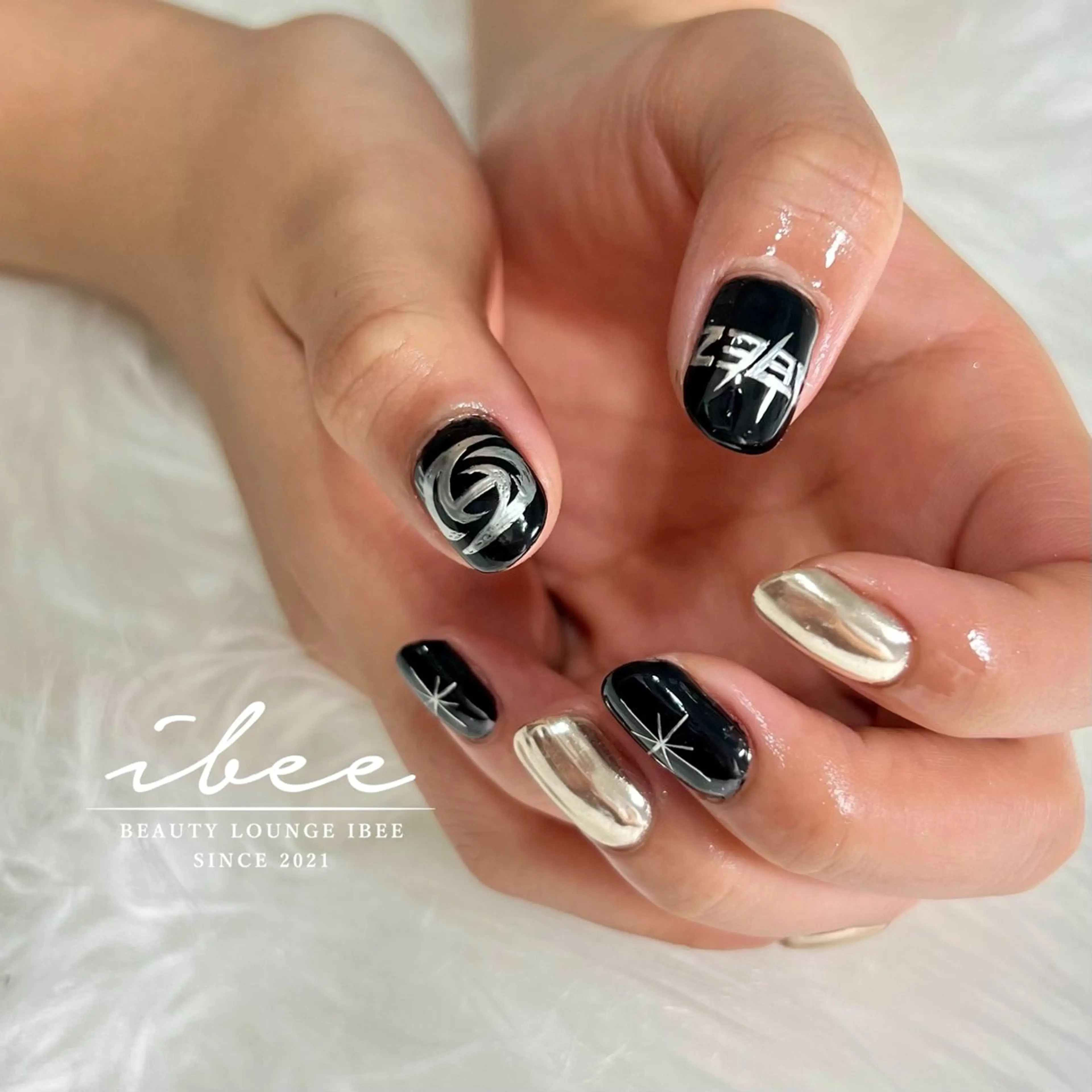 ネイル ibee nail 🤍yumiのネイルデザイン