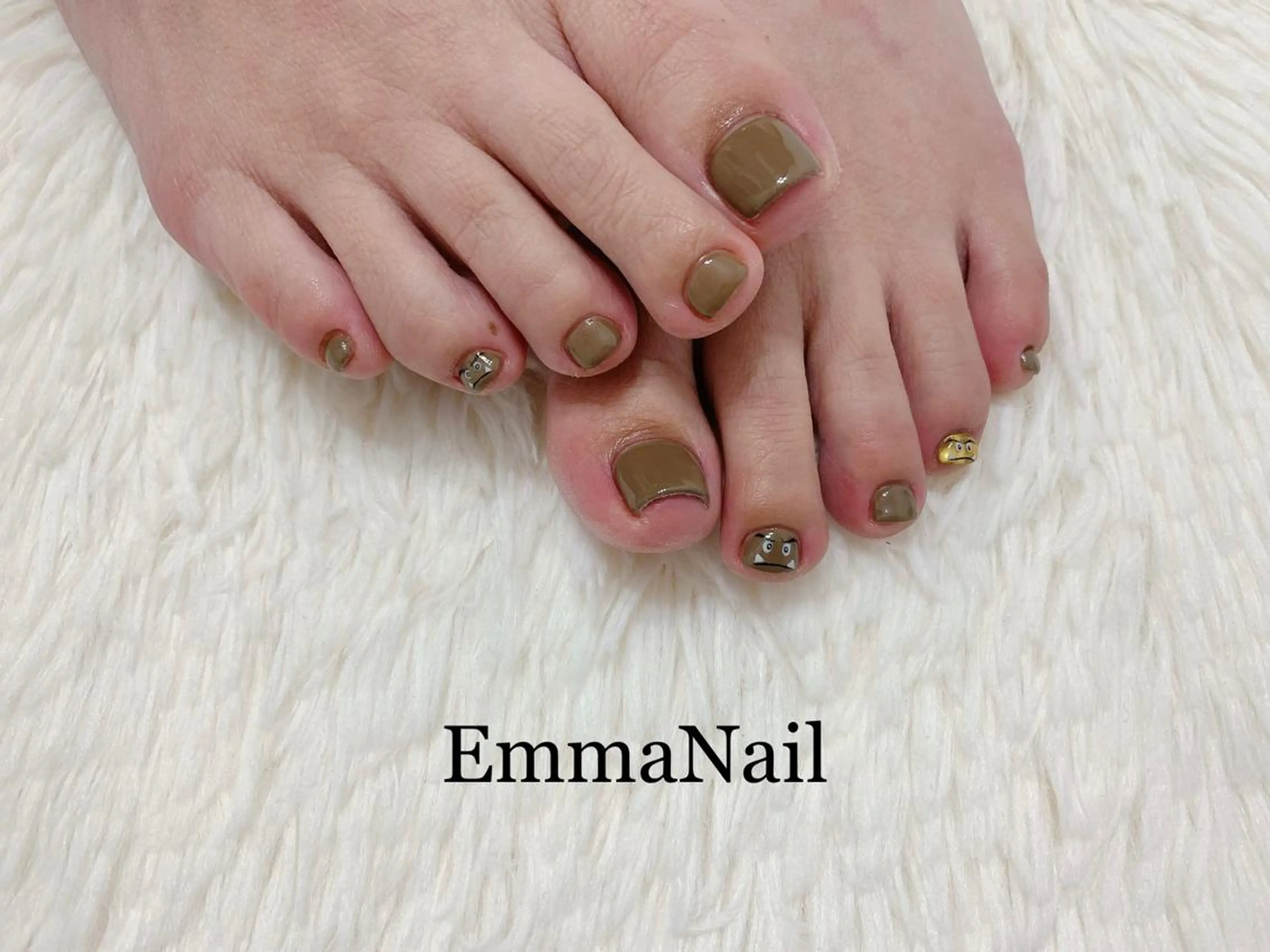 ネイル フットネイル 持ち込み salon EM&A emiのネイルデザイン