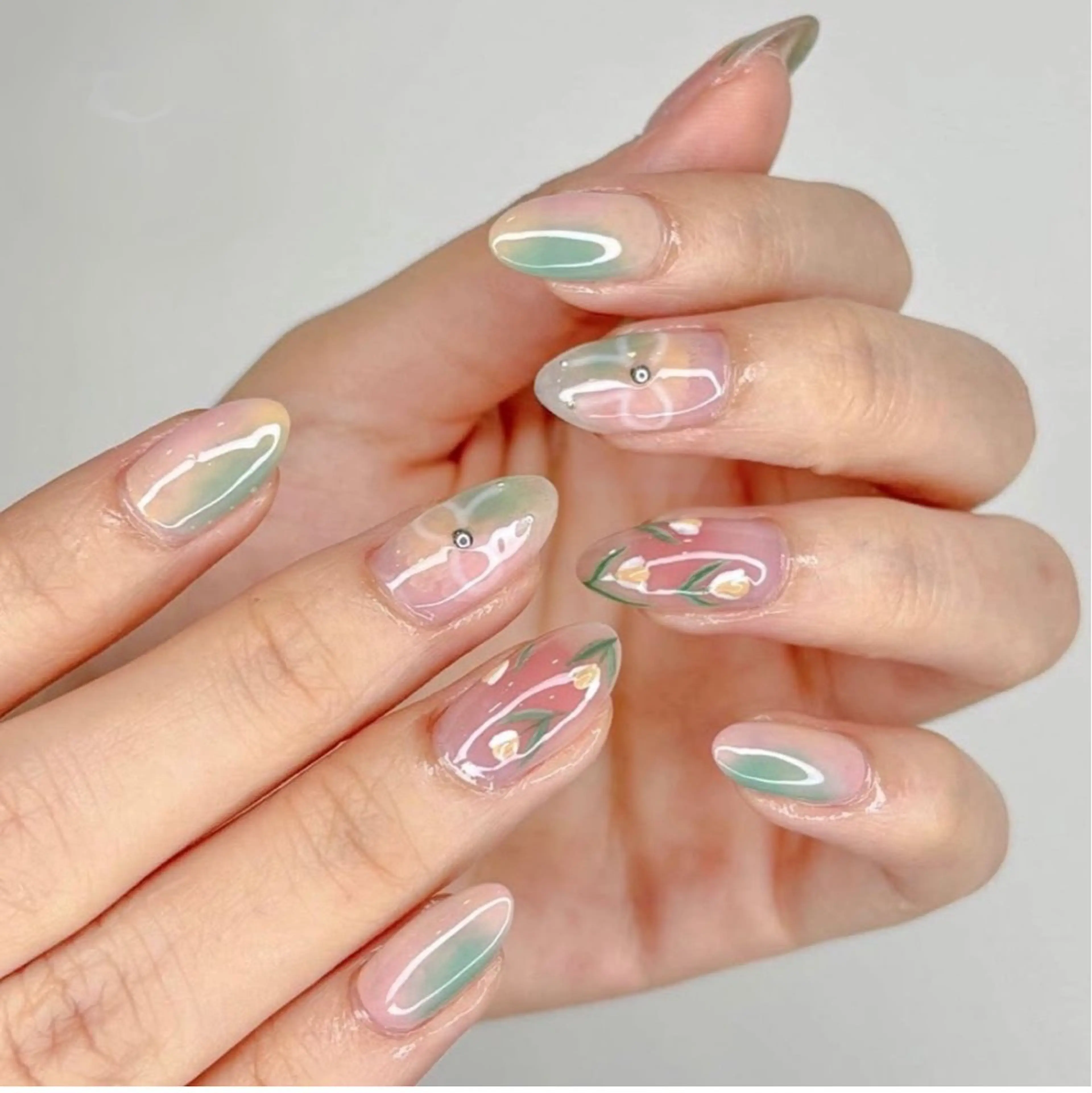 ネイル ハンドネイル CoCo NailsbyTのネイルデザイン