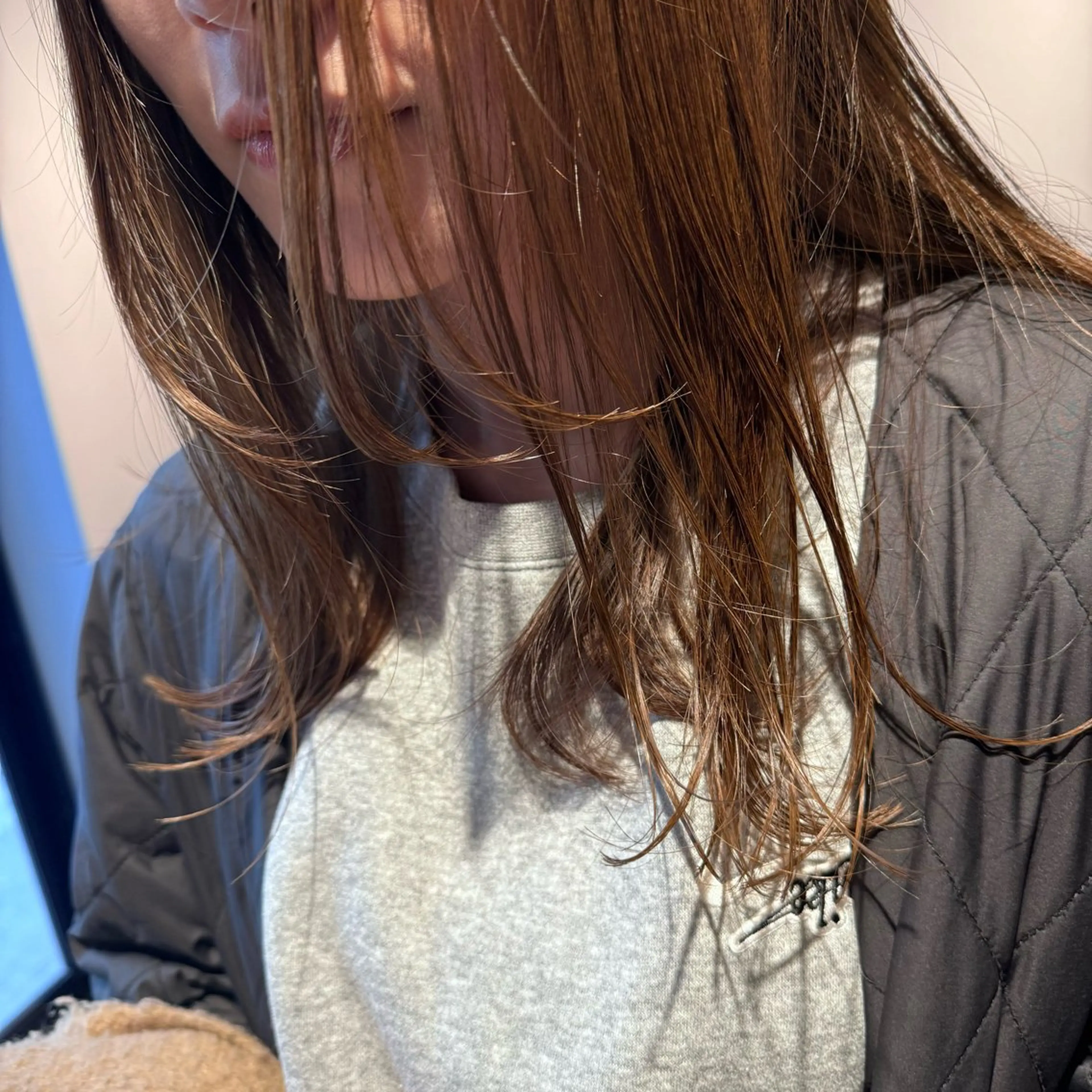 ロング カラー ブリーチ イルミナカラー 髪質改善 縮毛矯正 カット ヘアカラー トリートメント OAK 中目黒のヘアスタイル