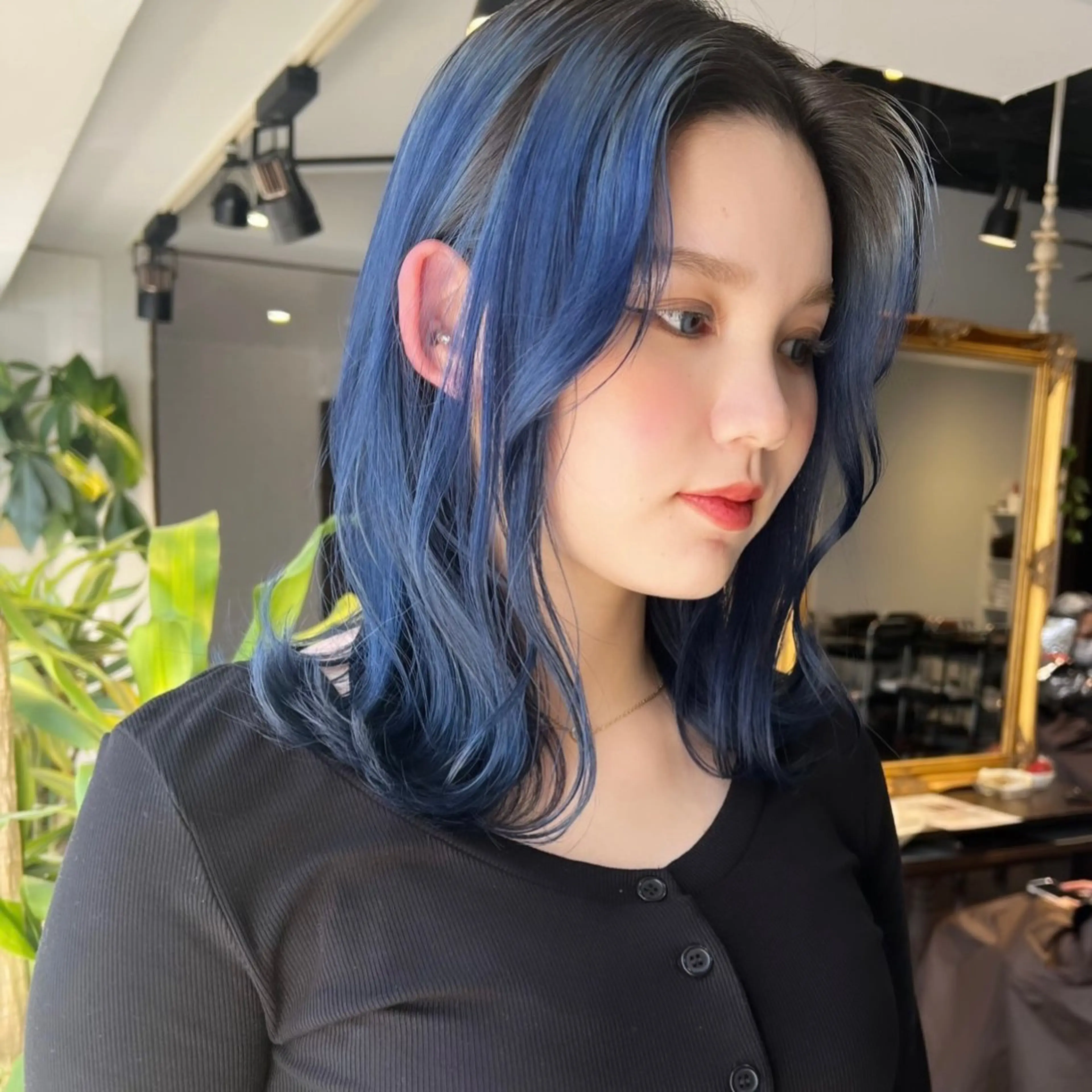 セミロング カラー ベージュカラー デザインカラー ダブルカラー ハイトーンカラー イルミナカラー カット ヘアカラー トリートメント 心斎橋ダブルカラー ボブ/レイヤーのヘアスタイル