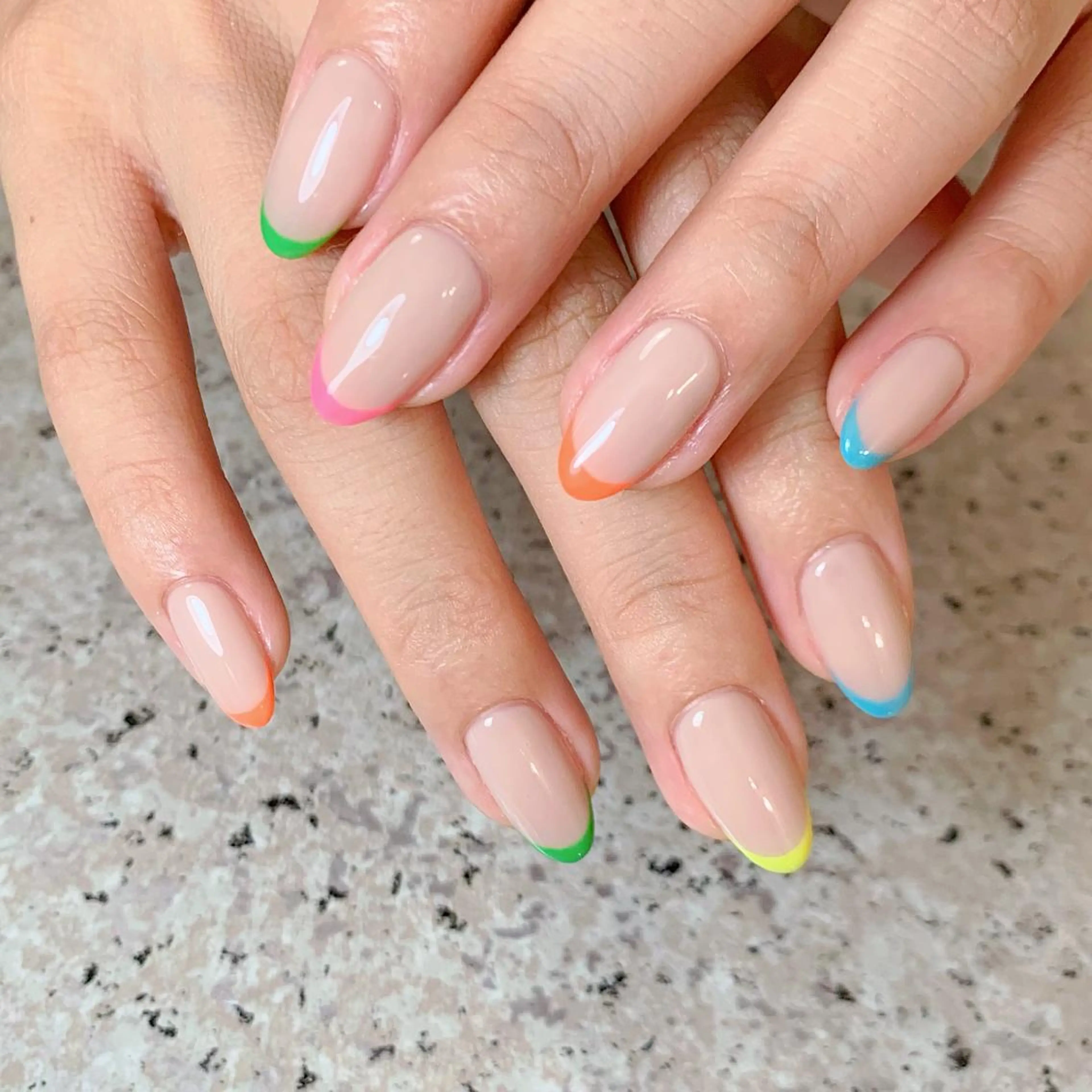 ネイル フレンチネイル nailsalon maluriのネイルデザイン