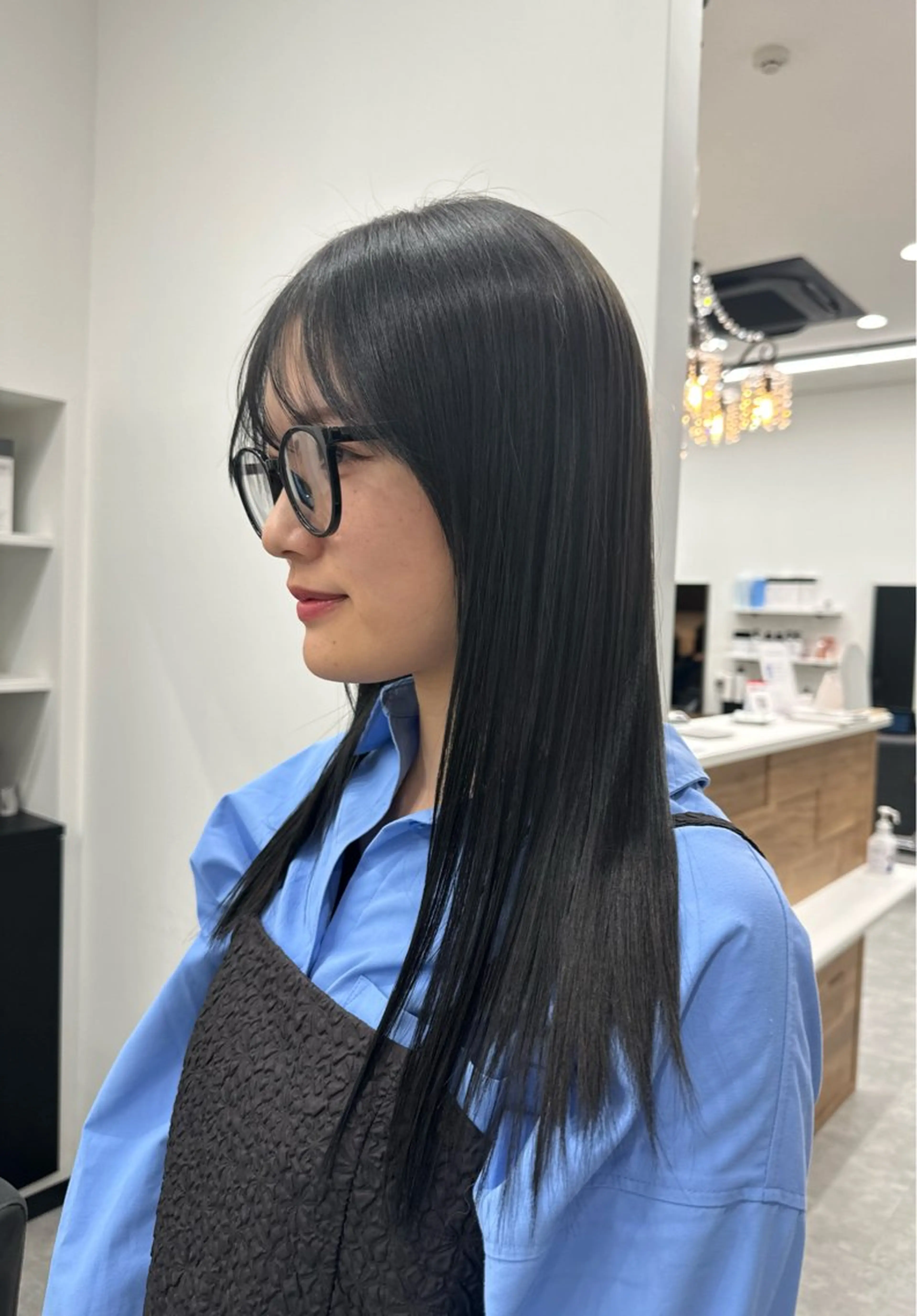 ロング 𝘀𝗮𝗲/柏の葉 / パーマモデルのヘアスタイル