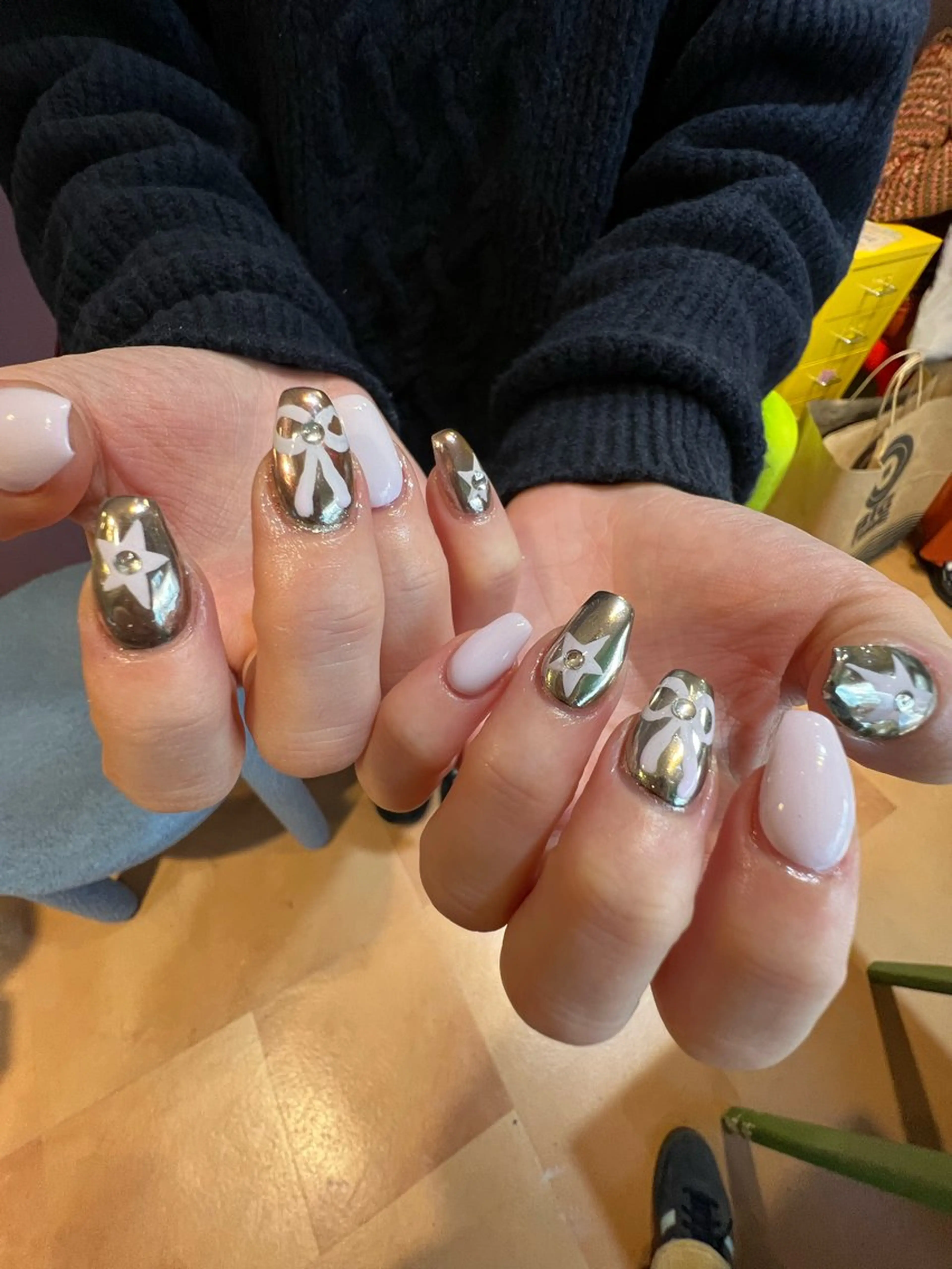 ネイル ハンドネイル Hata nail 🎀個性派ニュアンスのネイルデザイン