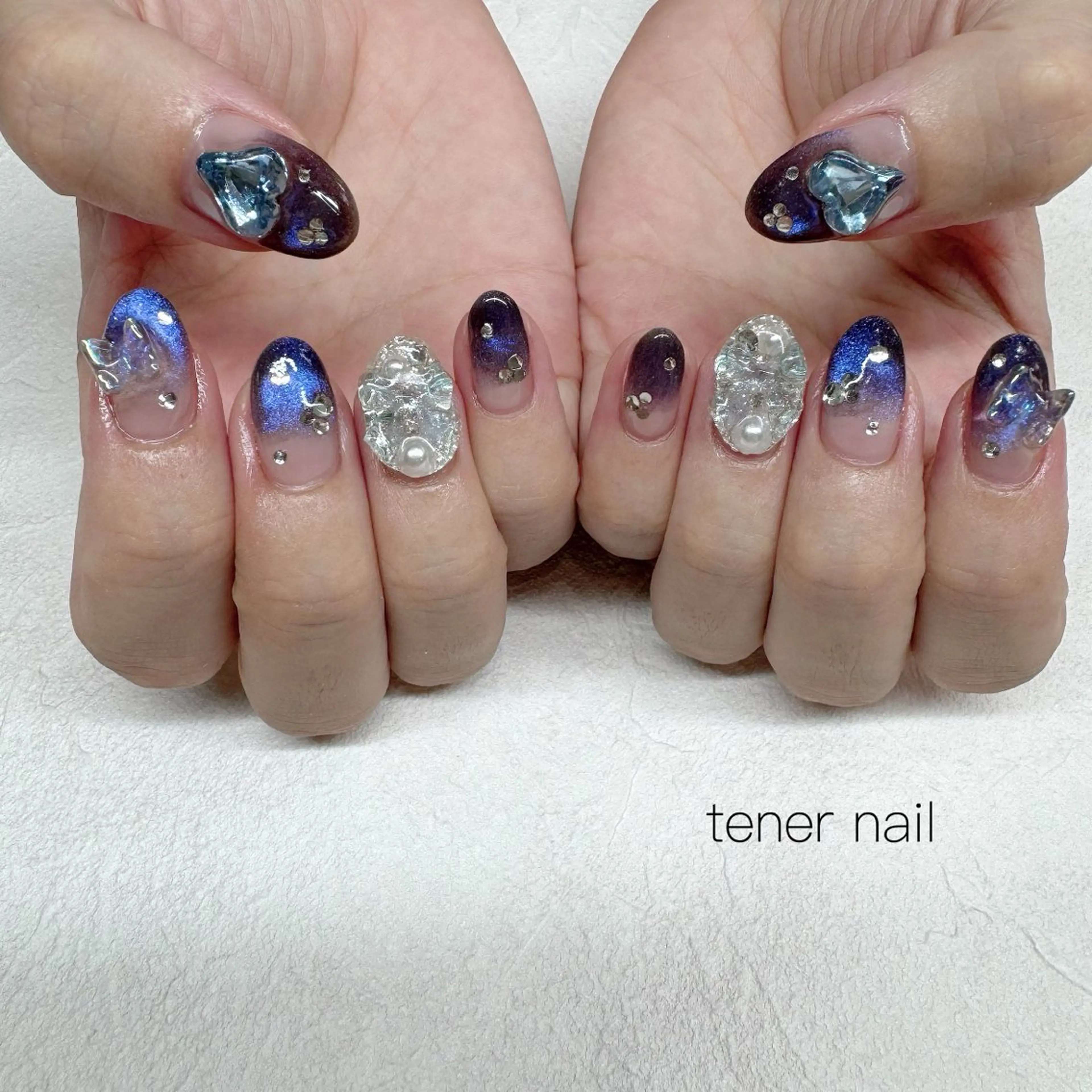 ネイル グラデーション マグネットネイル ハンドネイル tener  nail  テネルネイル所属・テネルネイル tener nailのネイルデザイン