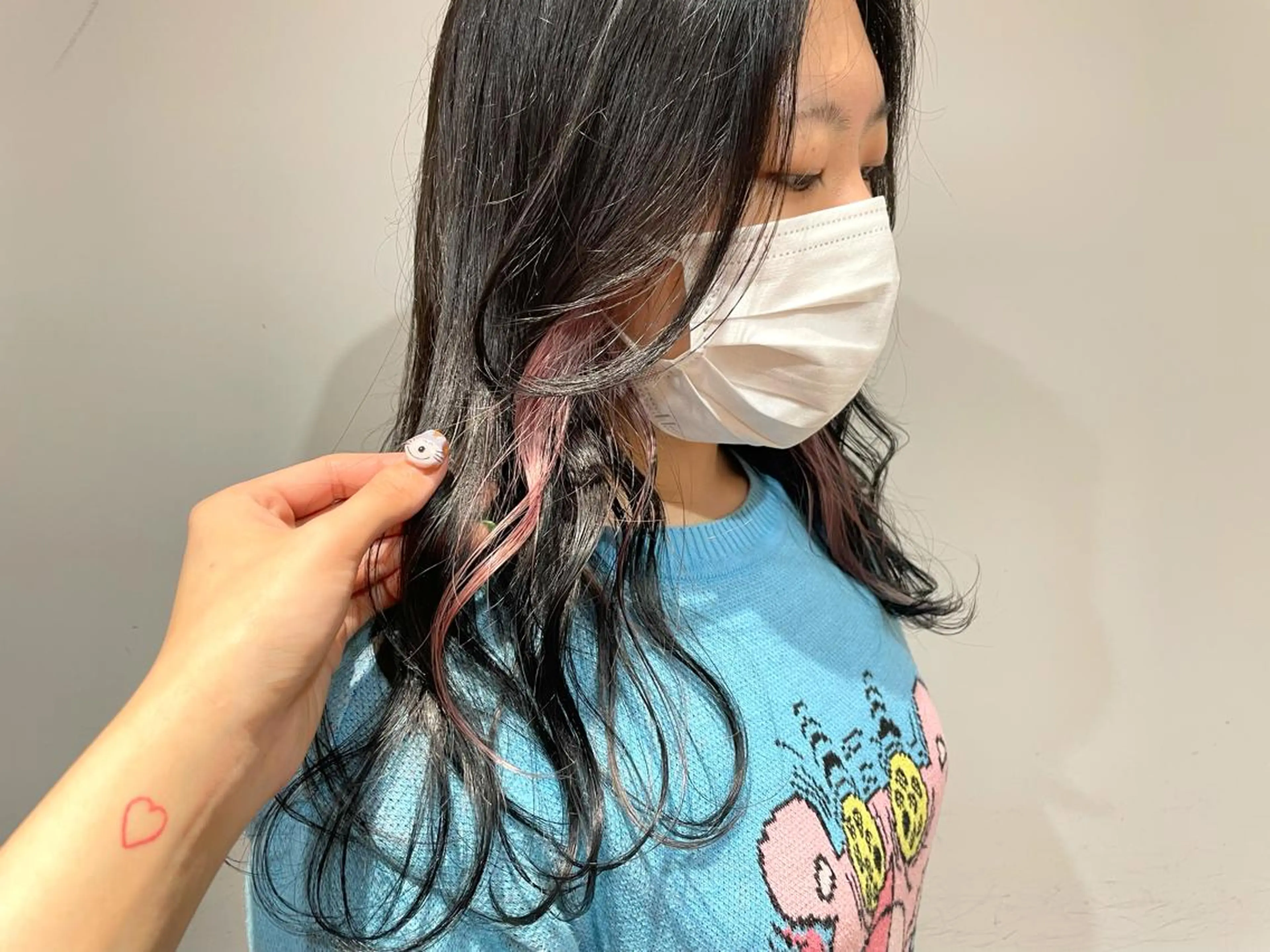 ロング カラー インナーカラー ピンクカラー 🌈🌸あおき みちる🌟💗のヘアスタイル