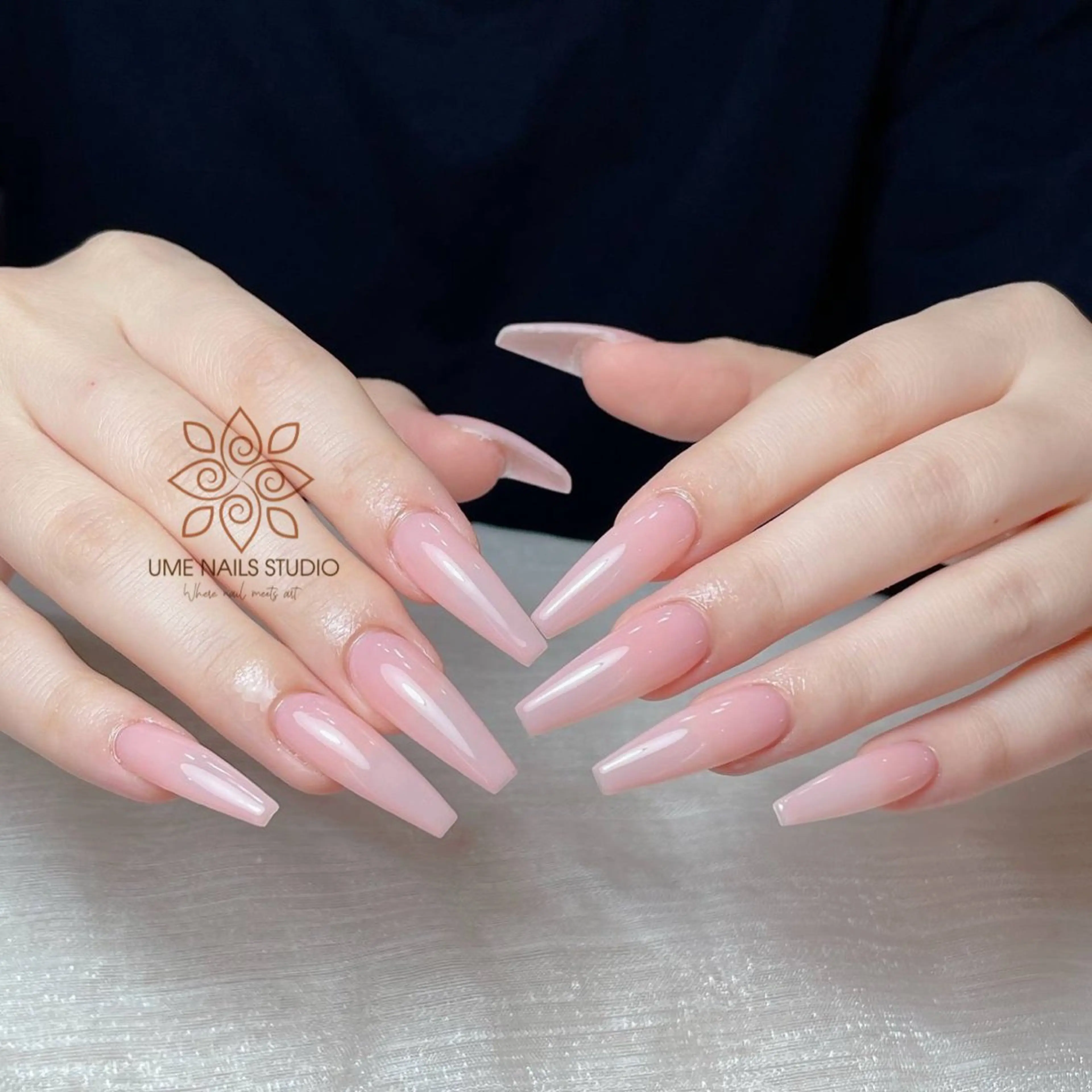 ネイル チークネイル クリアネイル ガーリー キラキラネイル 韓国ネイル ハンドネイル Ume Nail Studioのネイルデザイン