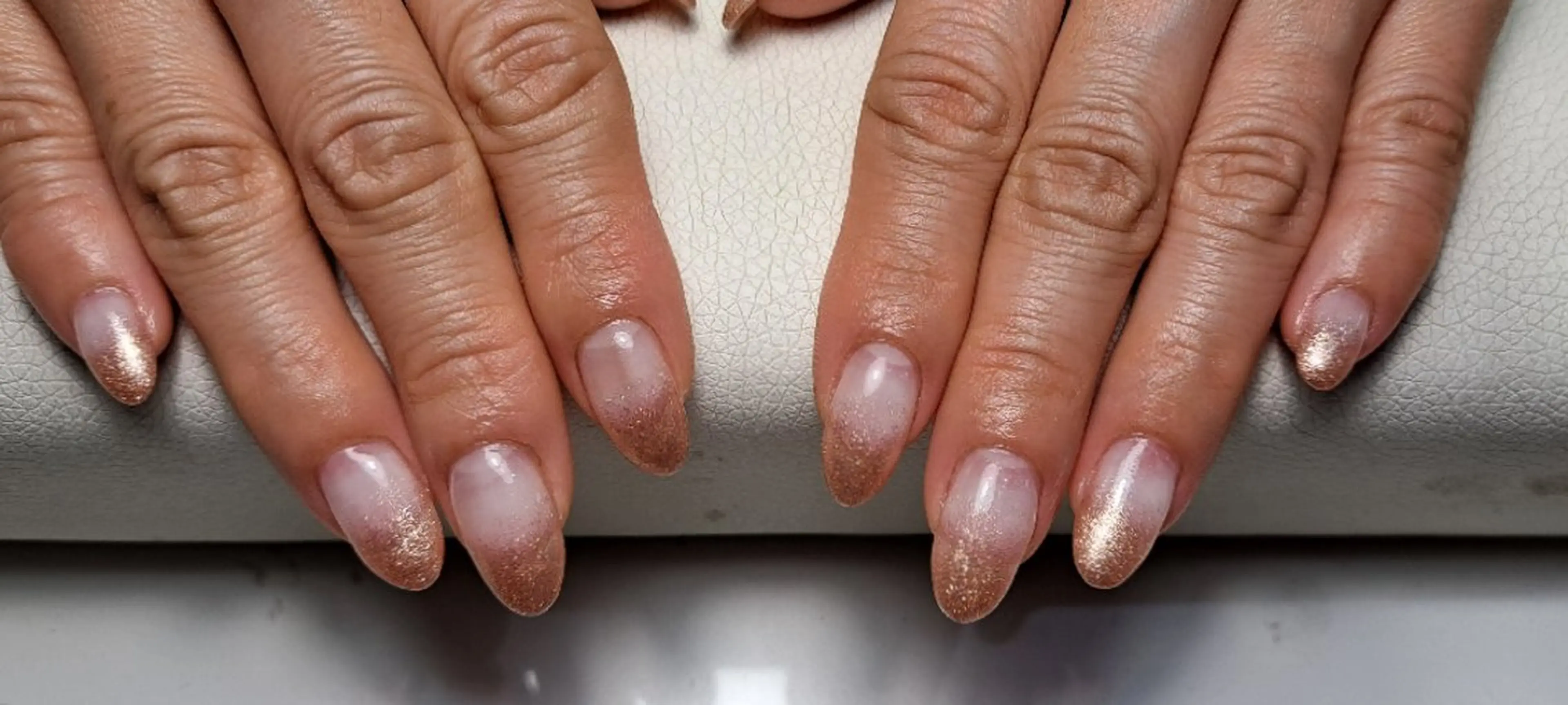 ネイル グラデーション ラメ(グリッター) ピンク ハンドネイル tumake🤍 Kokoroのネイルデザイン