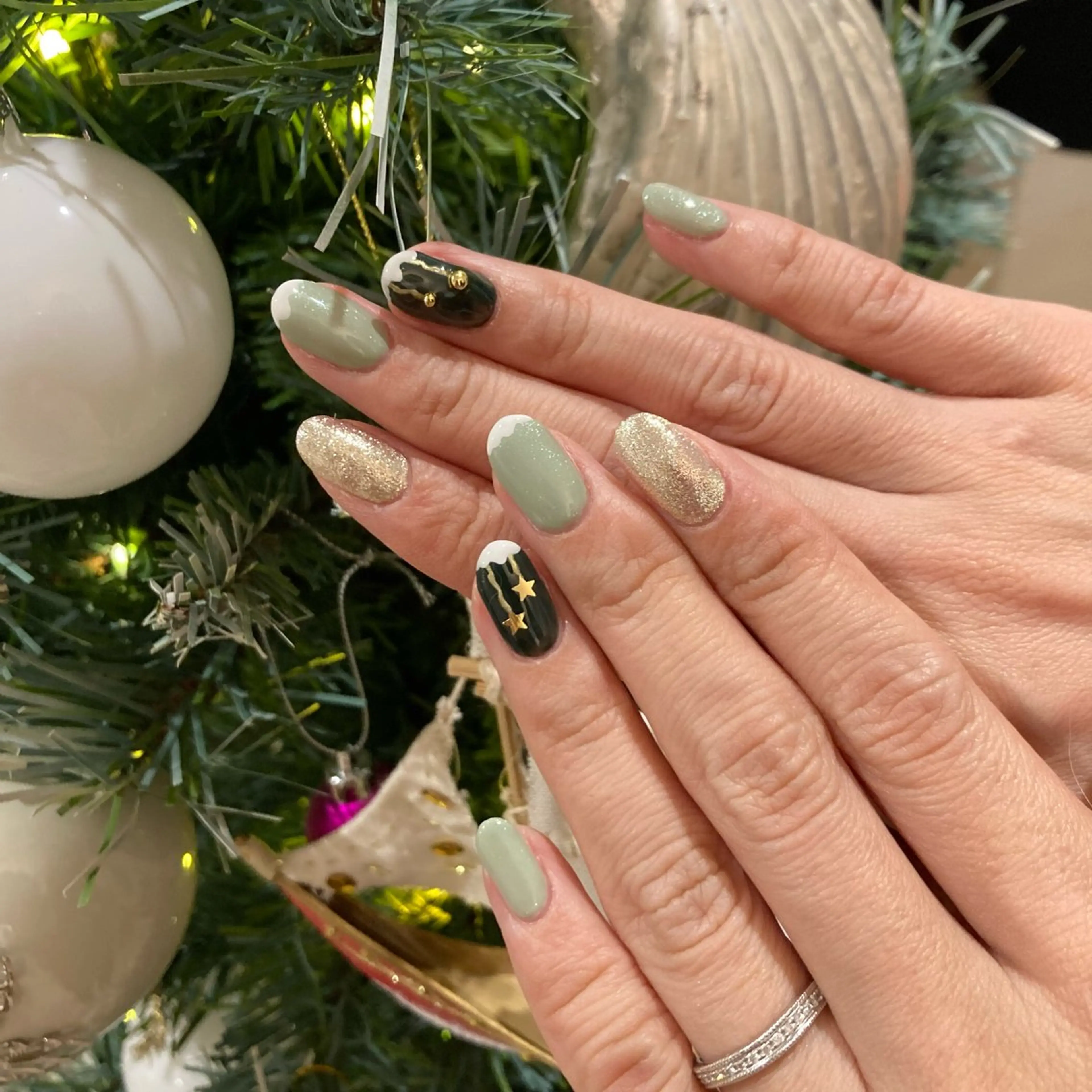 ネイル Aloha  Luana HIKAWASANDOU所属・AlohaLuana 🌺 naoのネイルデザイン