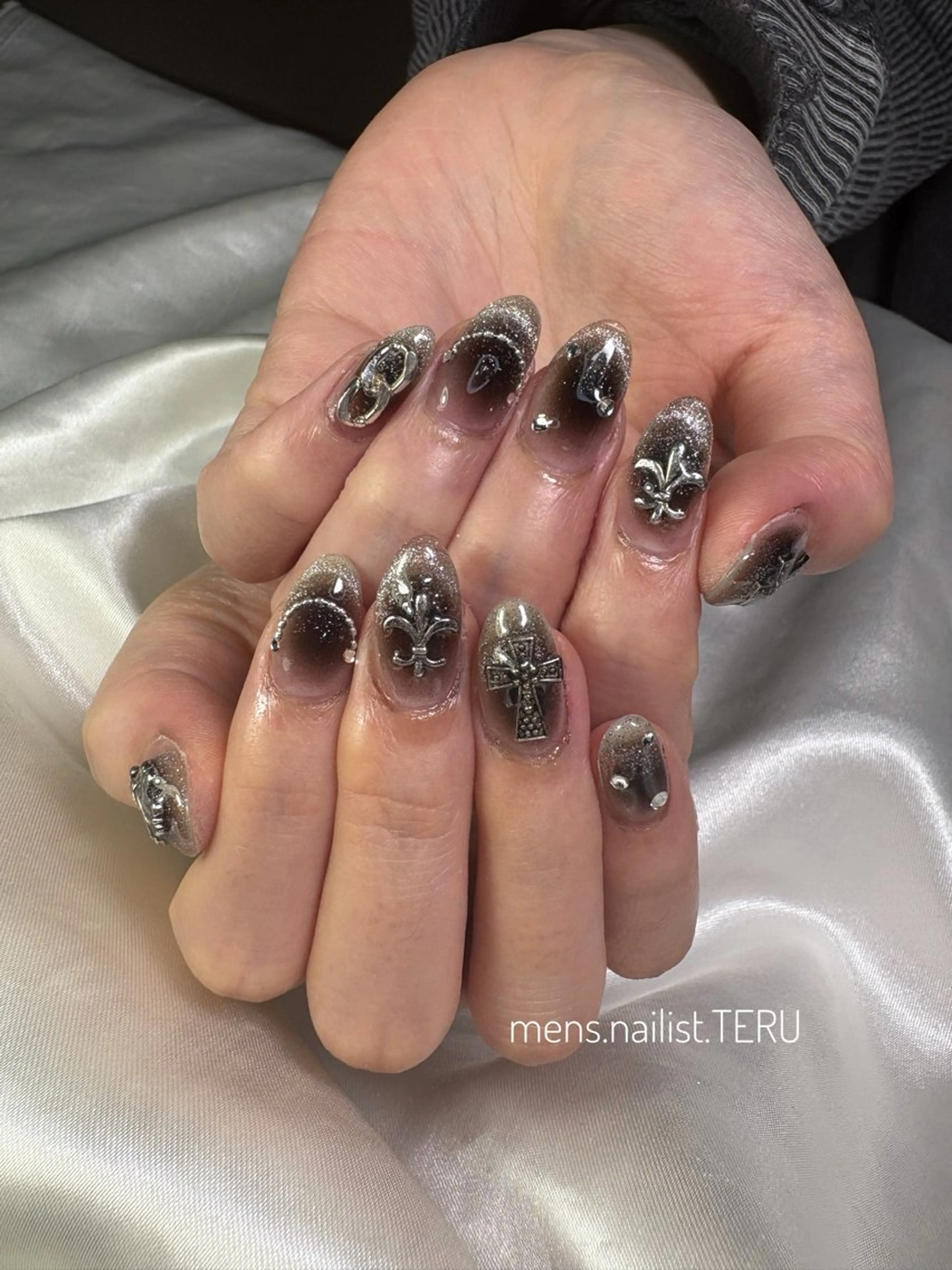 ネイル メンズネイル ハンドネイル nail salon ETERNAL所属・メンズネイリスト TERUのネイルデザイン