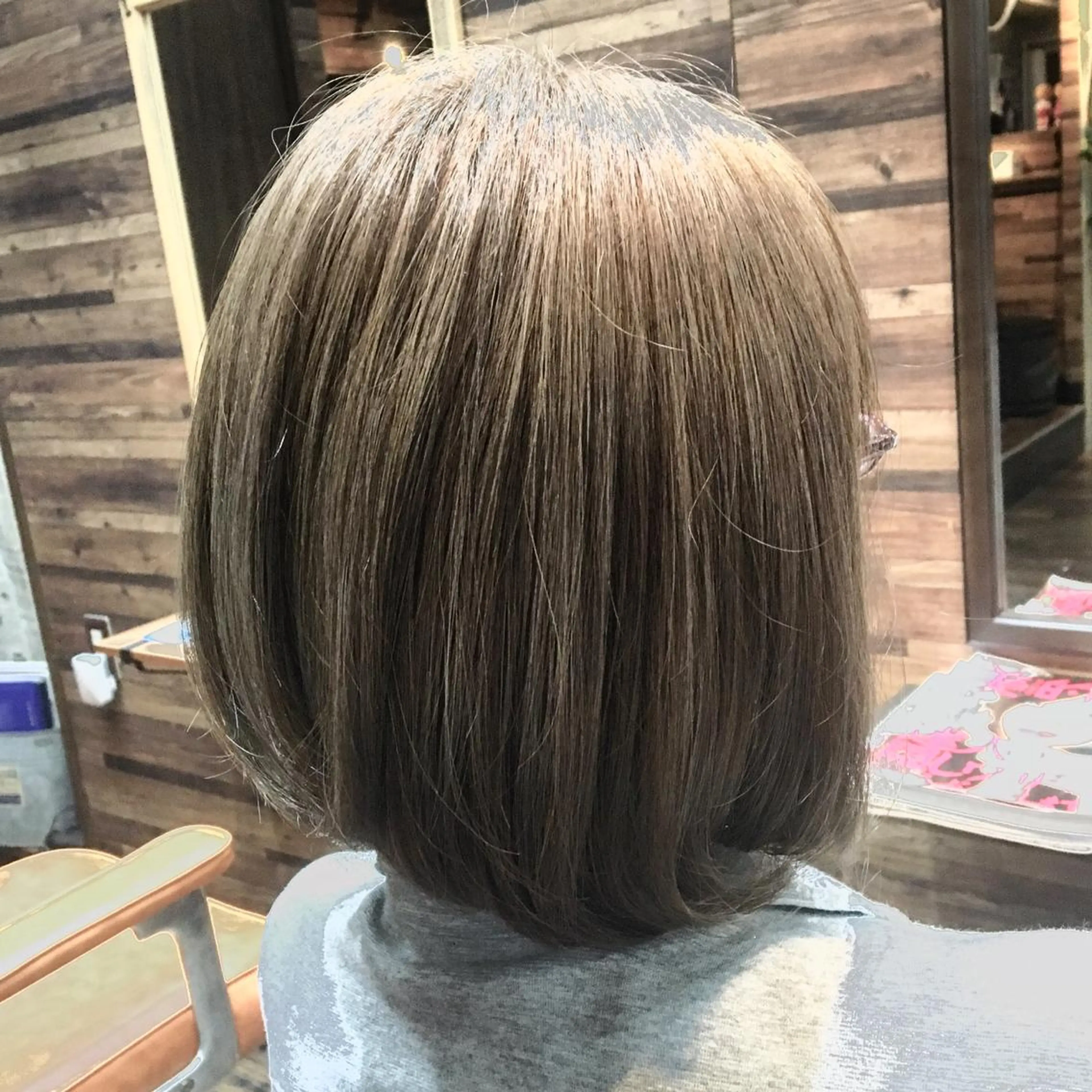ショート カラー アッシュ ブリーチ ラベンダーカラー ラベンダーアッシュ MITSU ✂️のヘアスタイル