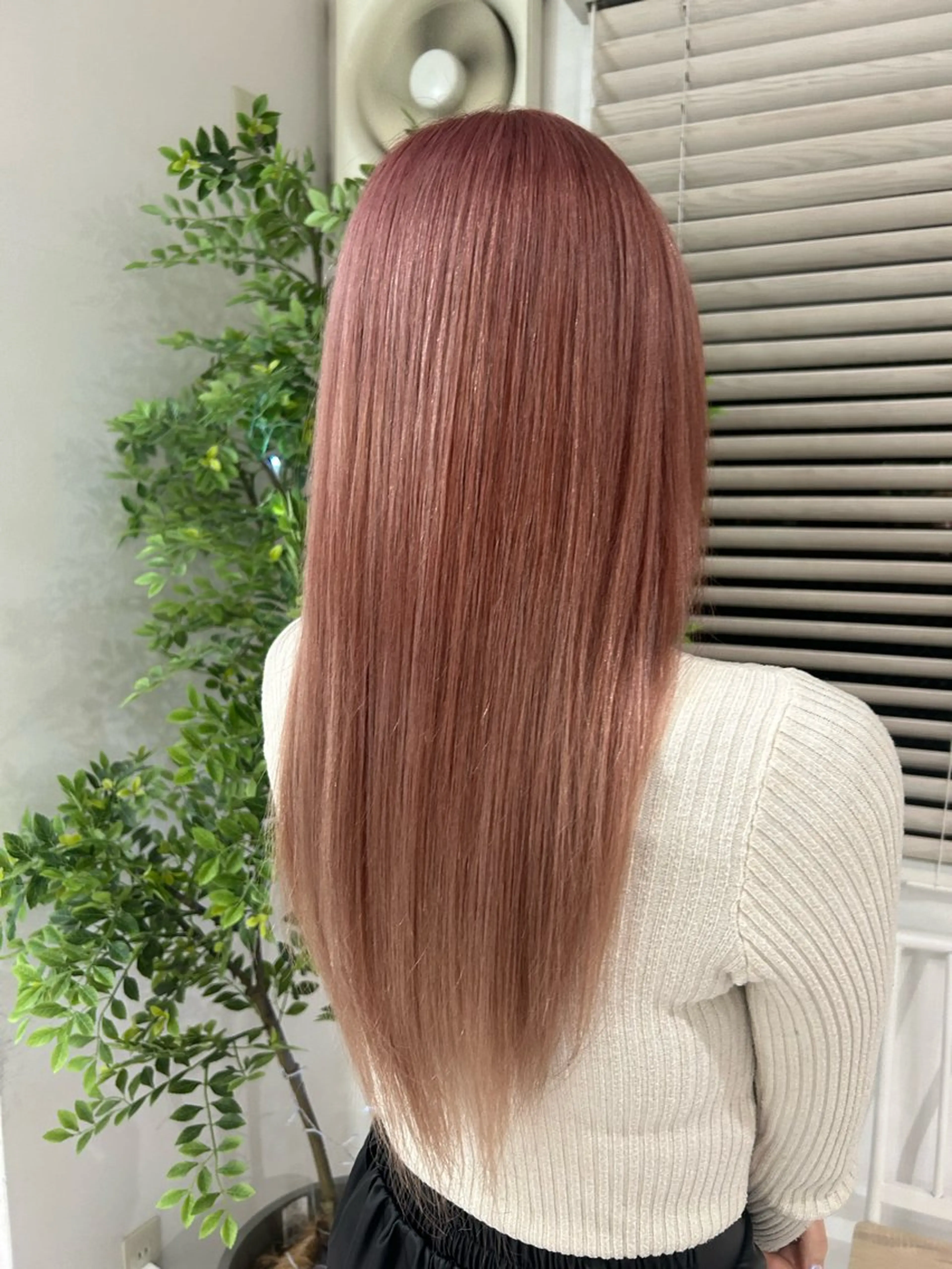 ロング カラー オリーブ・赤み消し 💚MAKOTO💚のヘアスタイル